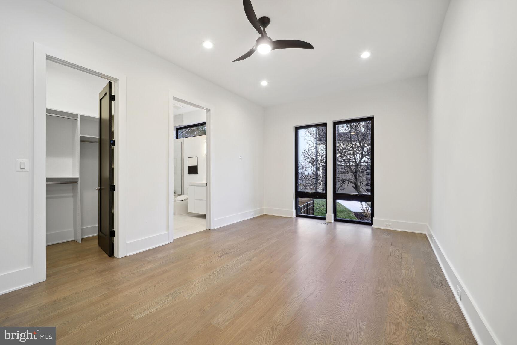 BROYHILL LANGLEY ESTATES - Residential