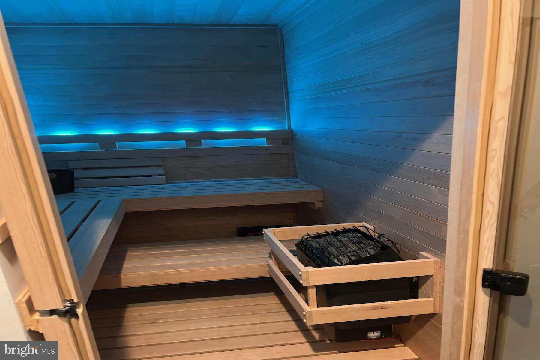 BROYHILL LANGLEY ESTATES - Residential