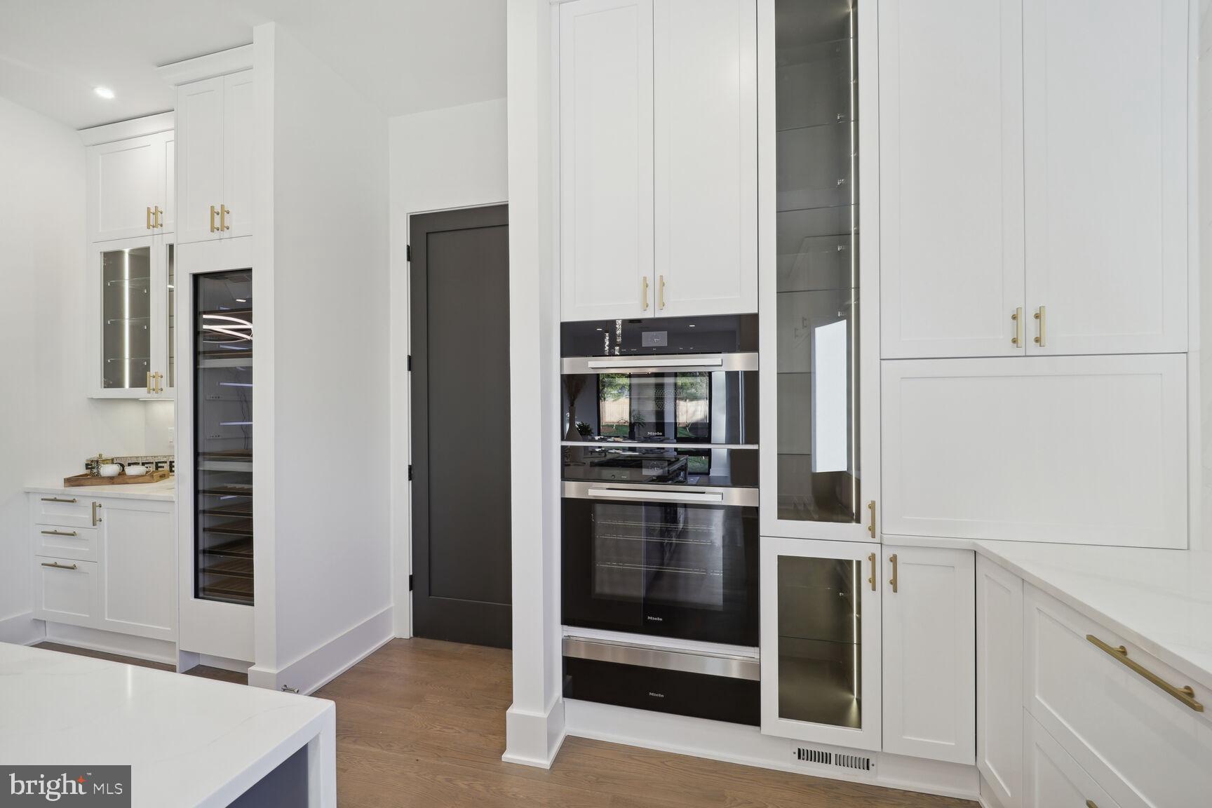 BROYHILL LANGLEY ESTATES - Residential