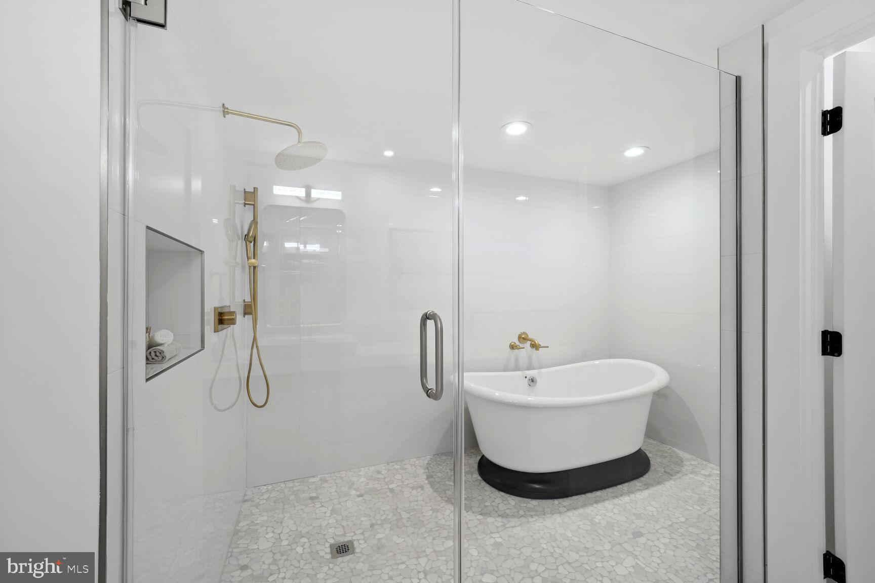 BROYHILL LANGLEY ESTATES - Residential