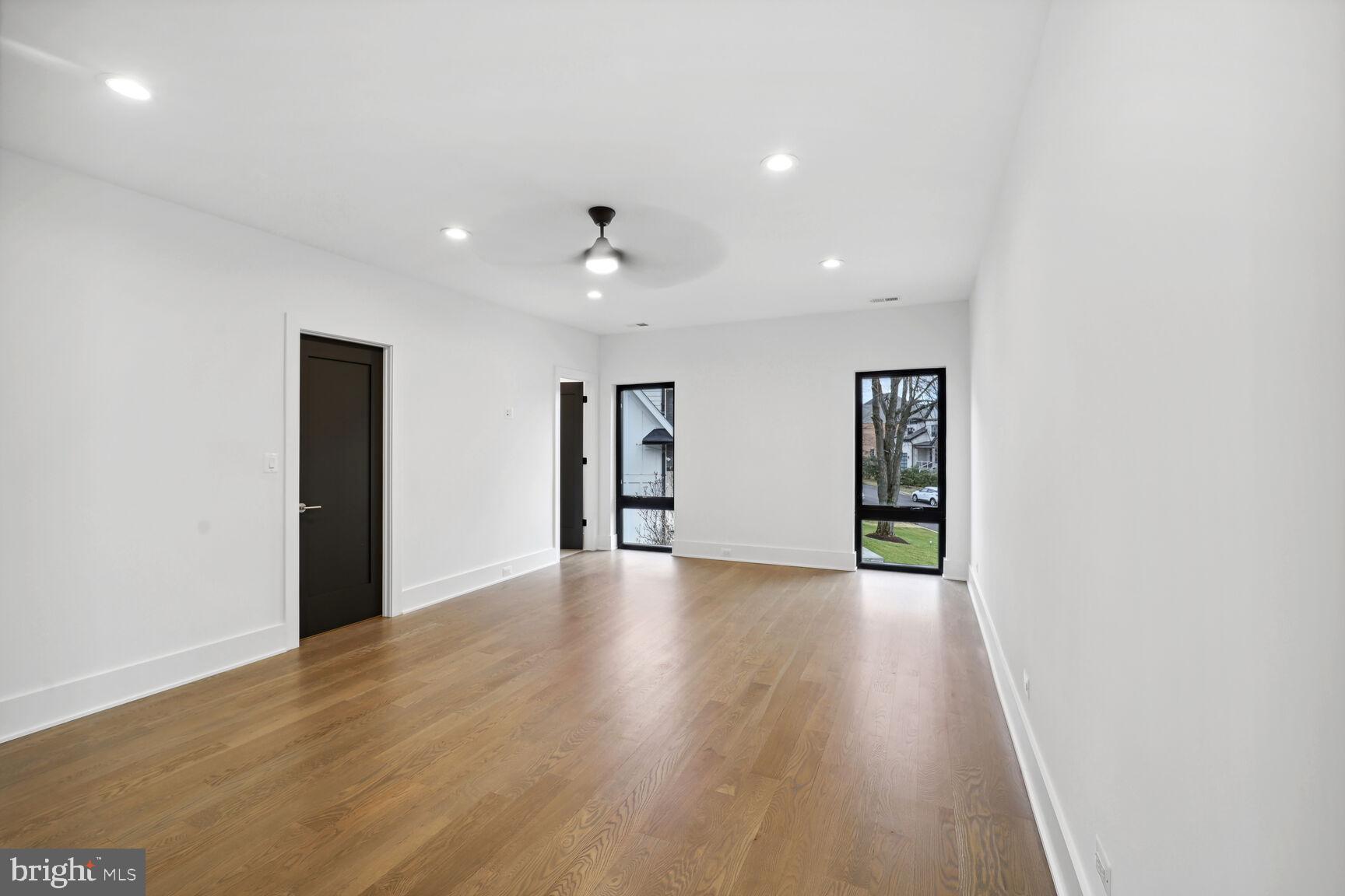 BROYHILL LANGLEY ESTATES - Residential