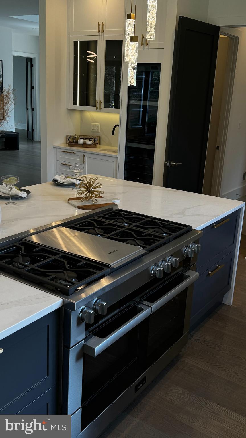 BROYHILL LANGLEY ESTATES - Residential