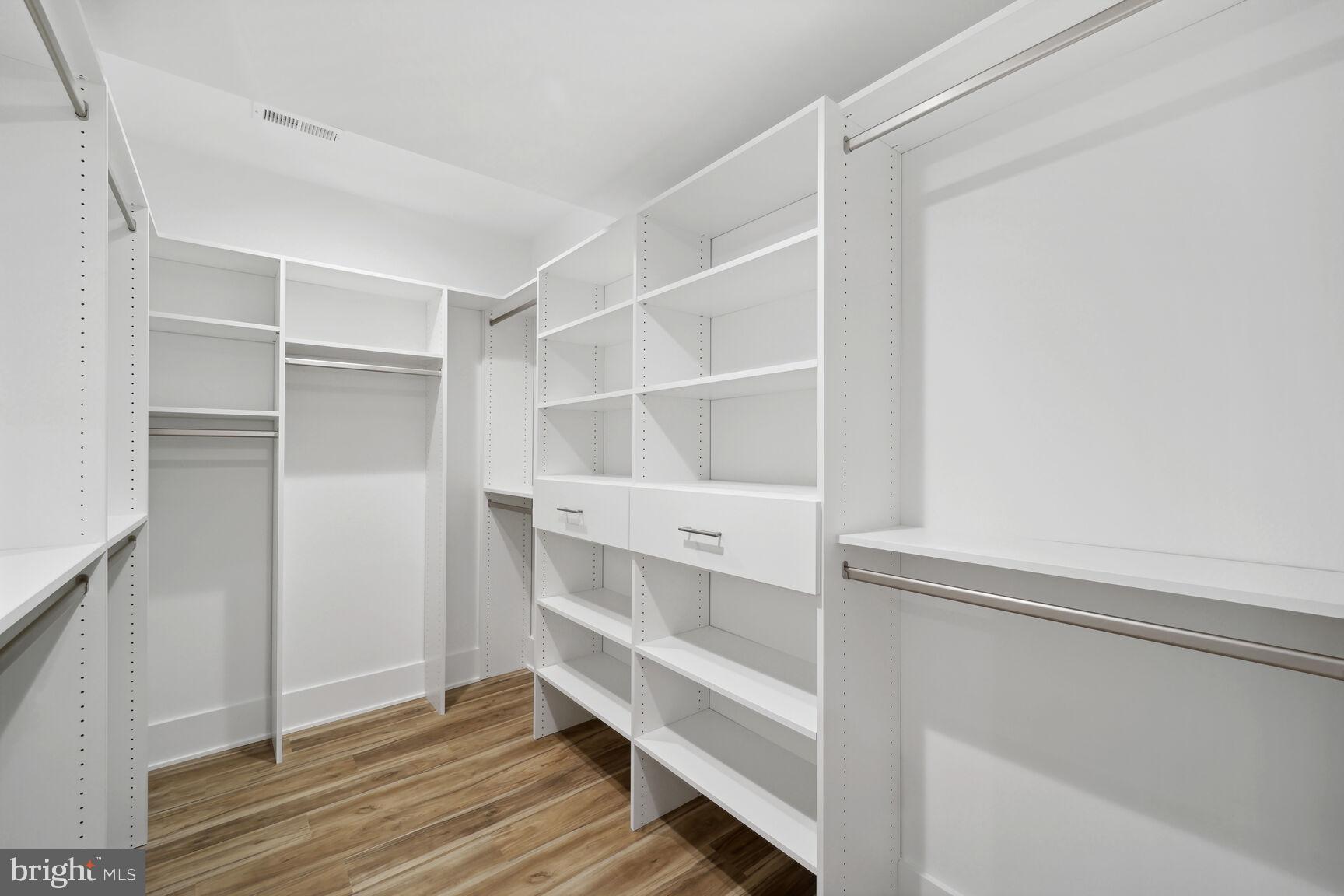 BROYHILL LANGLEY ESTATES - Residential