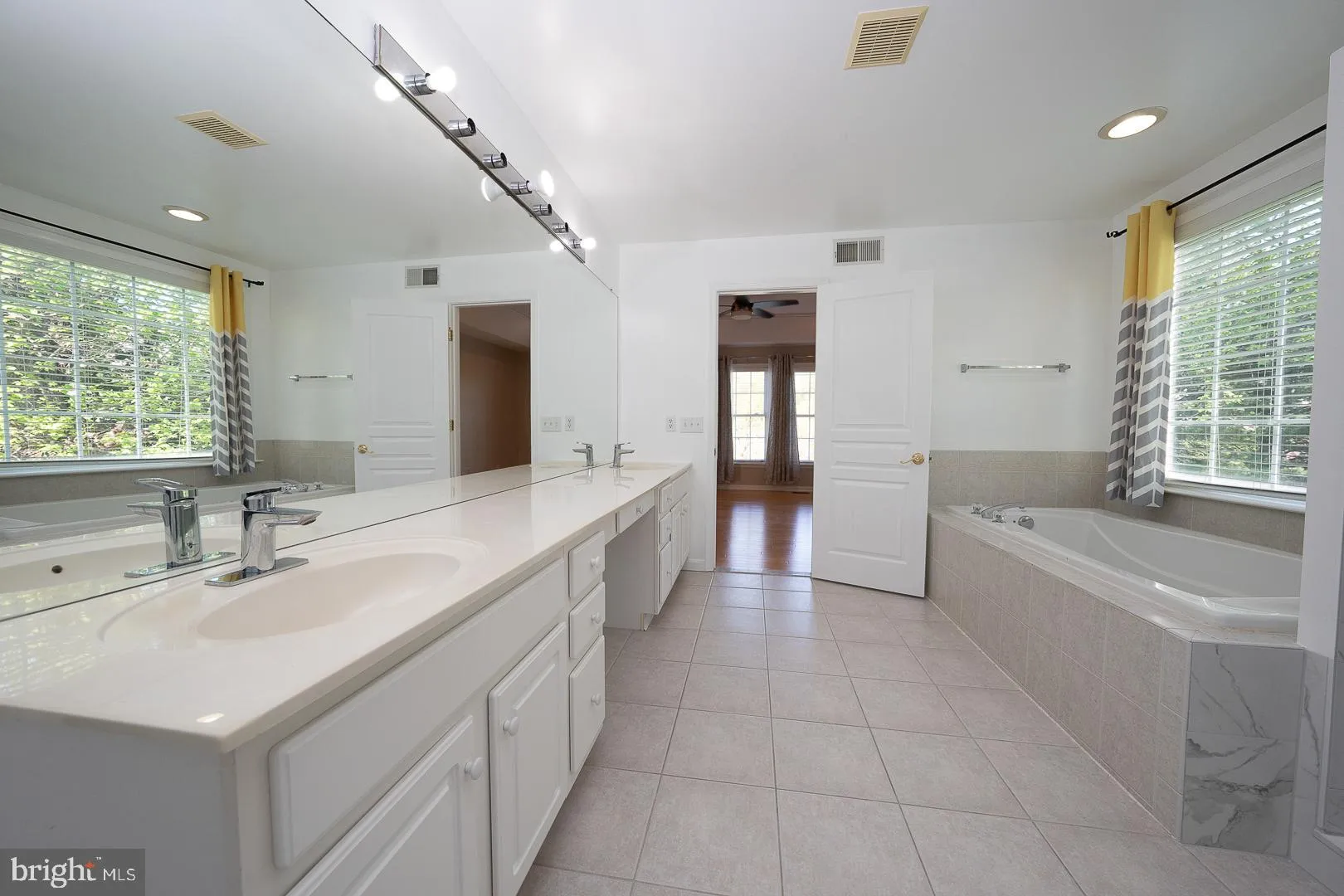 Chester Springs, Pennsylvania 19425, United States, 4 Bedrooms Bedrooms, ,4 BathroomsBathrooms,Residential,Pending,118484