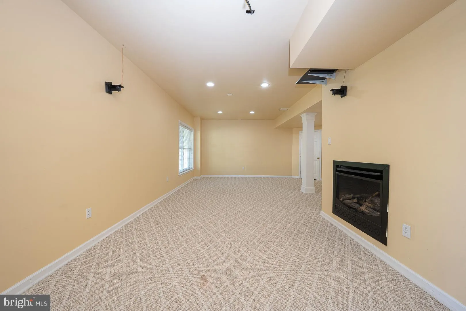 Chester Springs, Pennsylvania 19425, United States, 4 Bedrooms Bedrooms, ,4 BathroomsBathrooms,Residential,Pending,118484