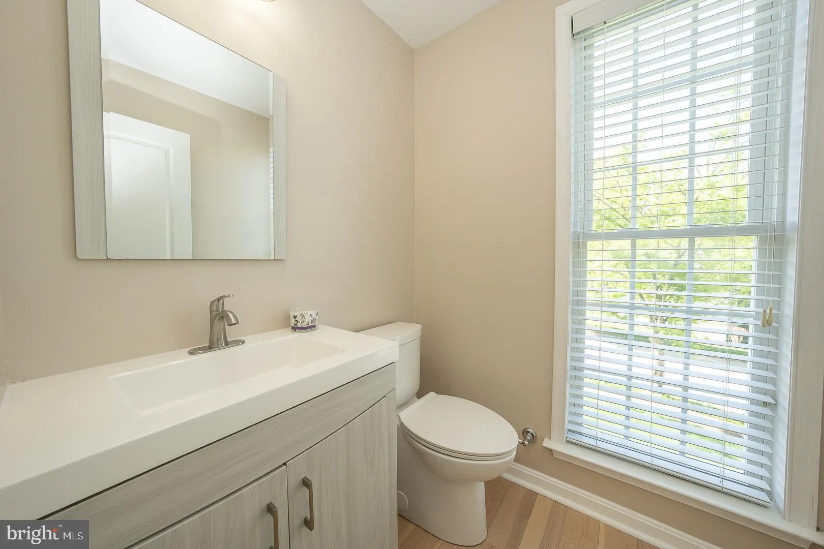 Chester Springs, Pennsylvania 19425, United States, 4 Bedrooms Bedrooms, ,4 BathroomsBathrooms,Residential,Pending,118484