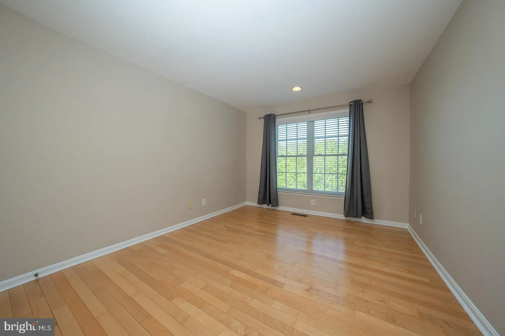 Chester Springs, Pennsylvania 19425, United States, 4 Bedrooms Bedrooms, ,4 BathroomsBathrooms,Residential,Pending,118484