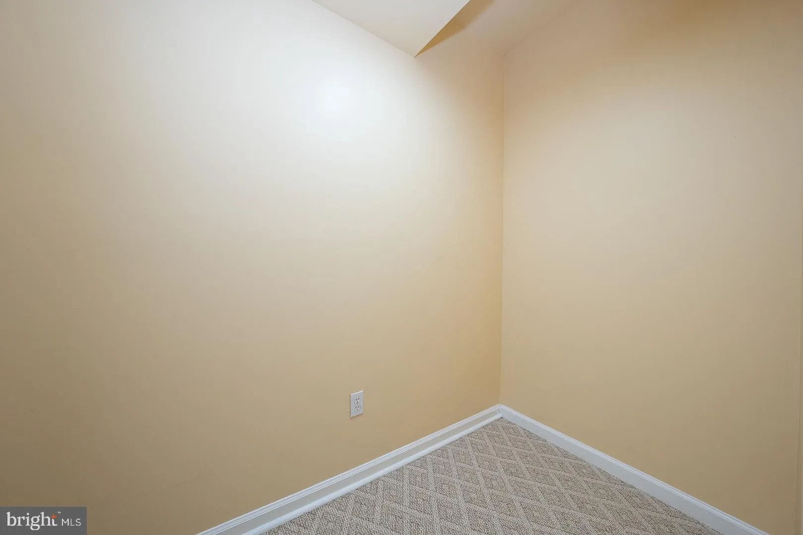 Chester Springs, Pennsylvania 19425, United States, 4 Bedrooms Bedrooms, ,4 BathroomsBathrooms,Residential,Pending,118484