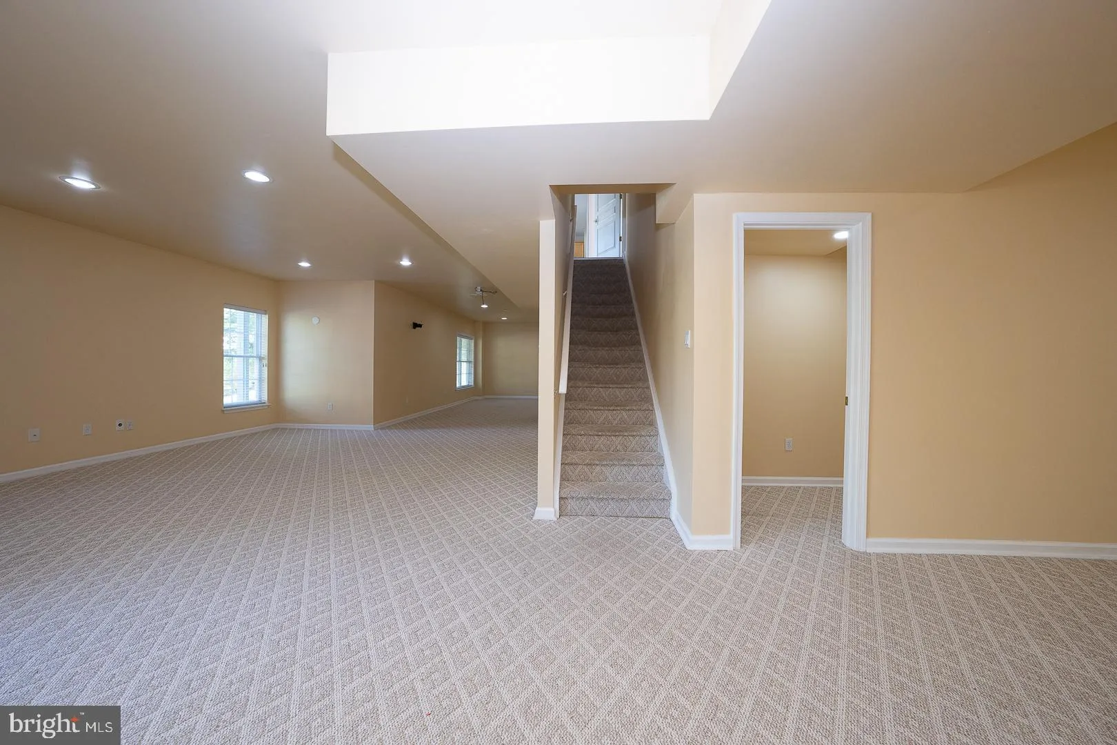 Chester Springs, Pennsylvania 19425, United States, 4 Bedrooms Bedrooms, ,4 BathroomsBathrooms,Residential,Pending,118484