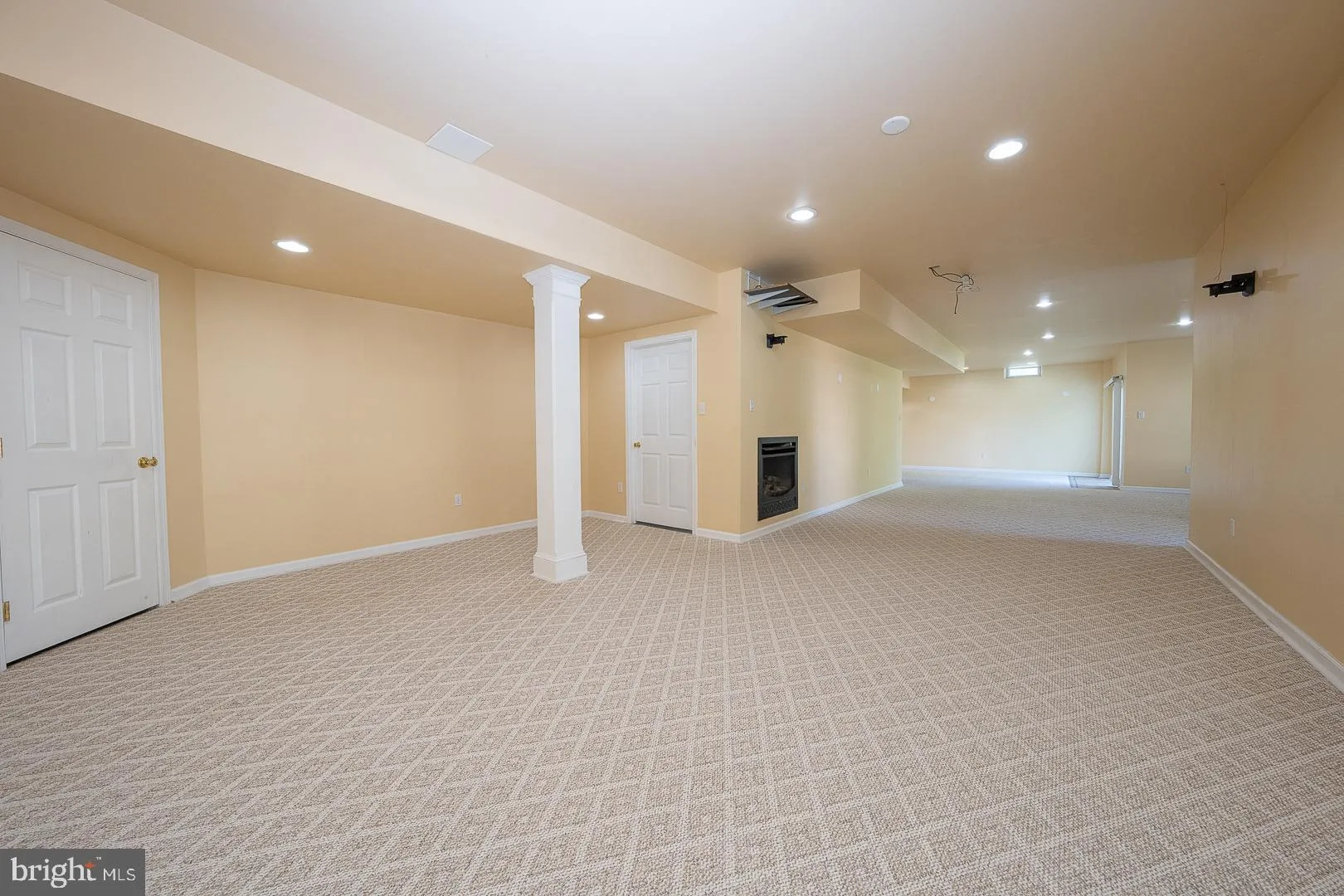 Chester Springs, Pennsylvania 19425, United States, 4 Bedrooms Bedrooms, ,4 BathroomsBathrooms,Residential,Pending,118484