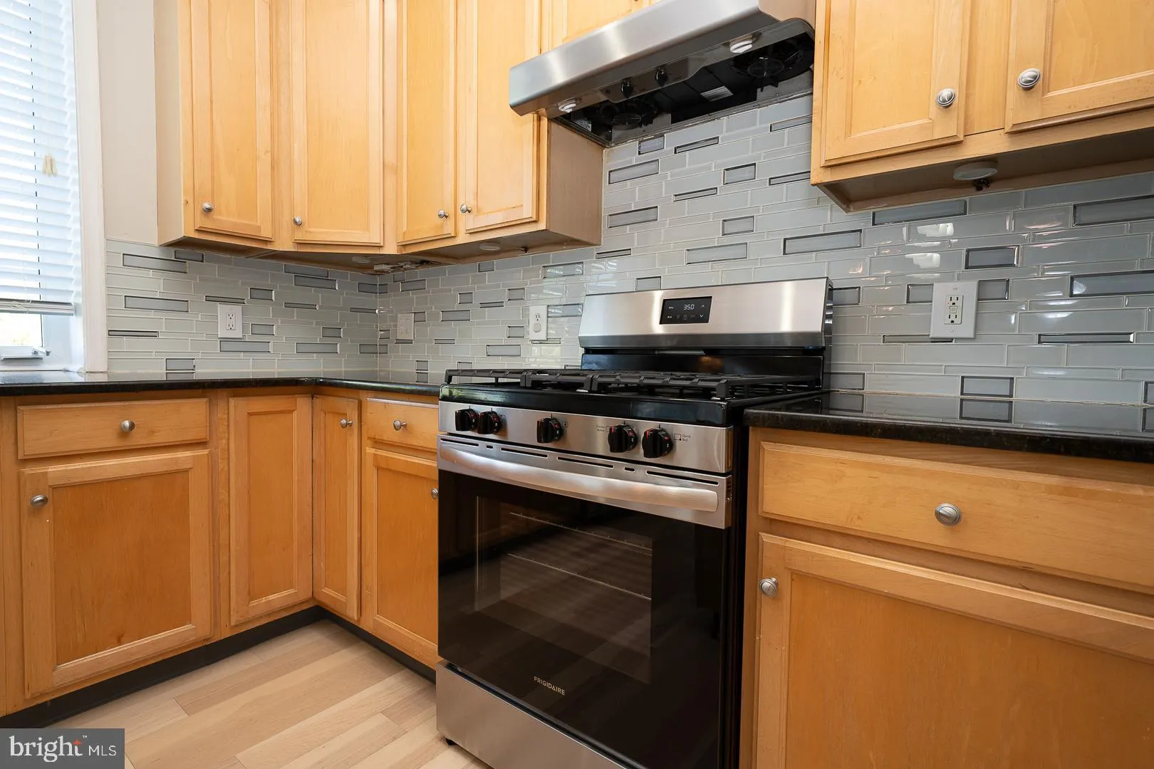 Chester Springs, Pennsylvania 19425, United States, 4 Bedrooms Bedrooms, ,4 BathroomsBathrooms,Residential,Pending,118484