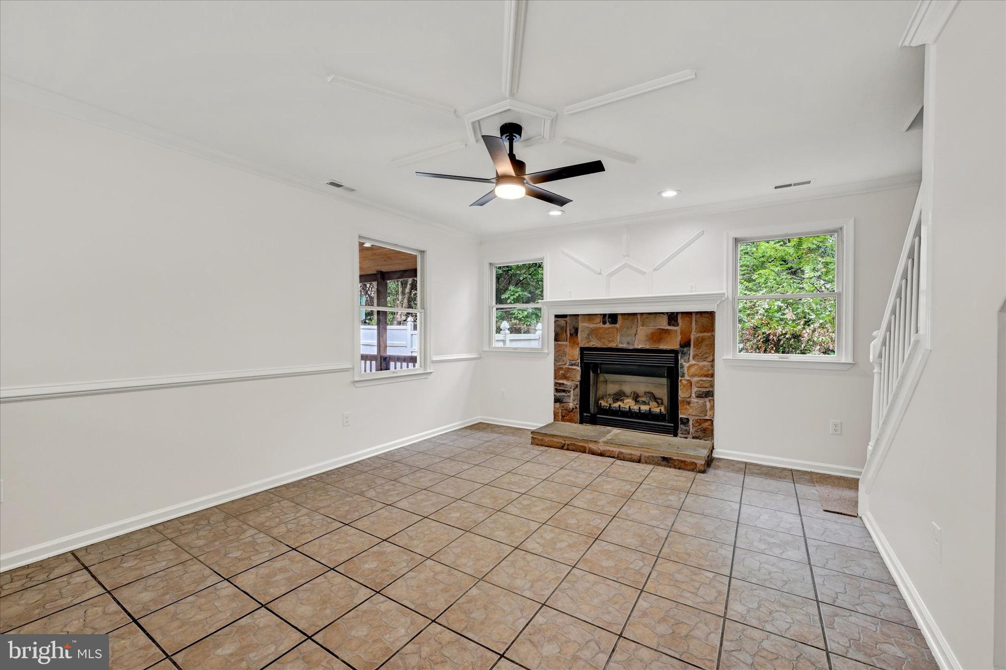 WINDSOR DALE - Residential
