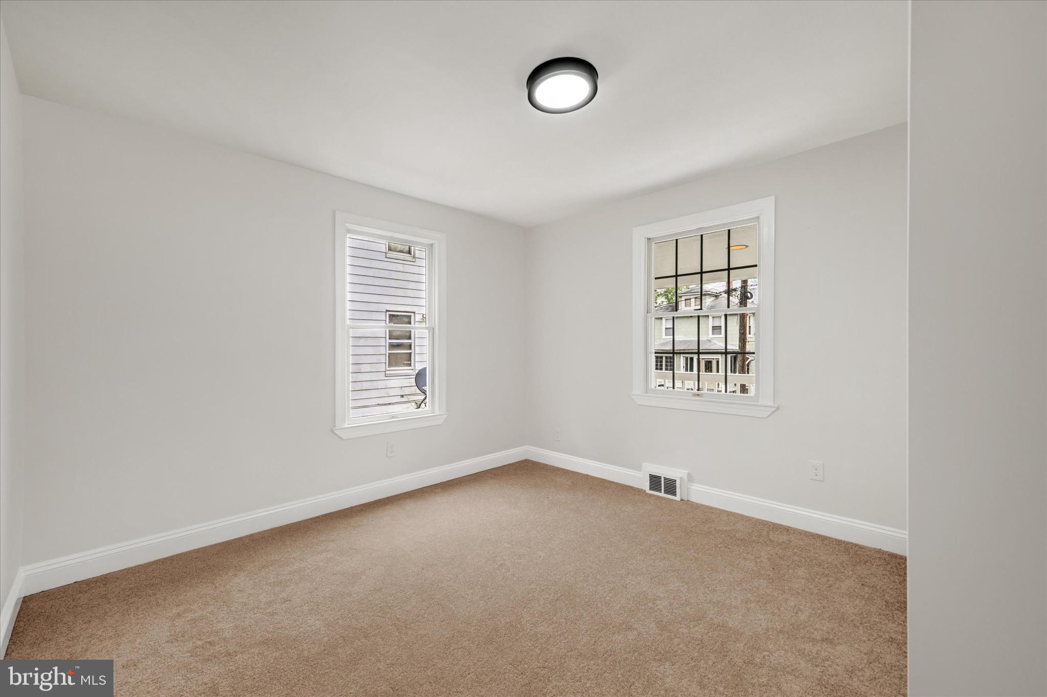 WINDSOR DALE - Residential