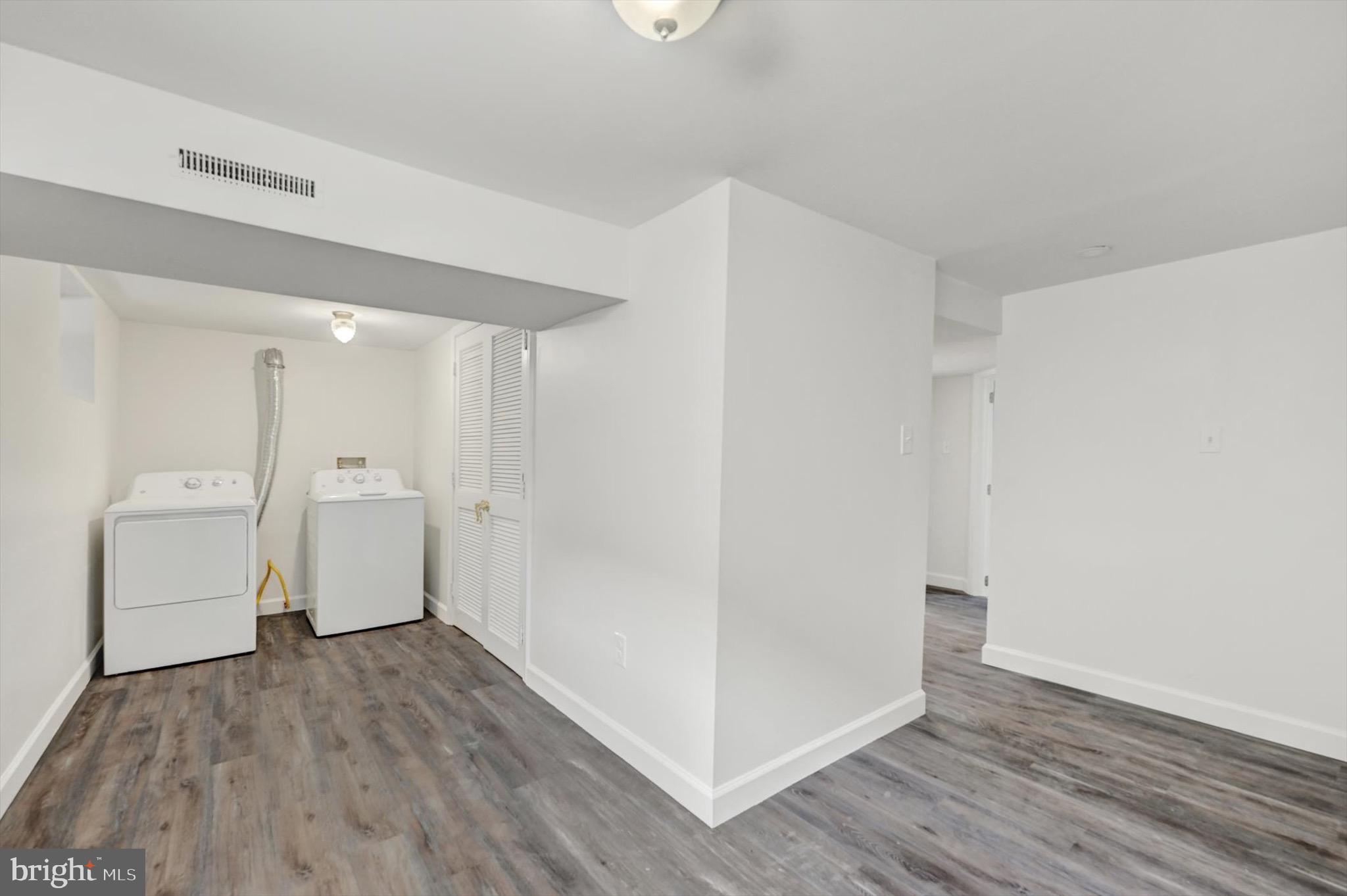 WINDSOR DALE - Residential