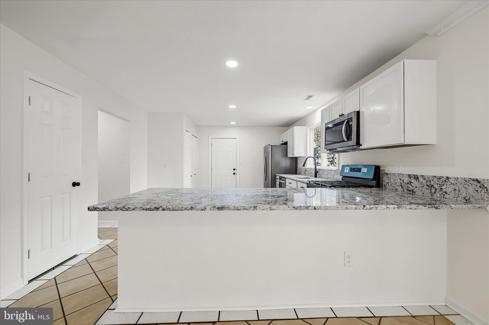 WINDSOR DALE - Residential
