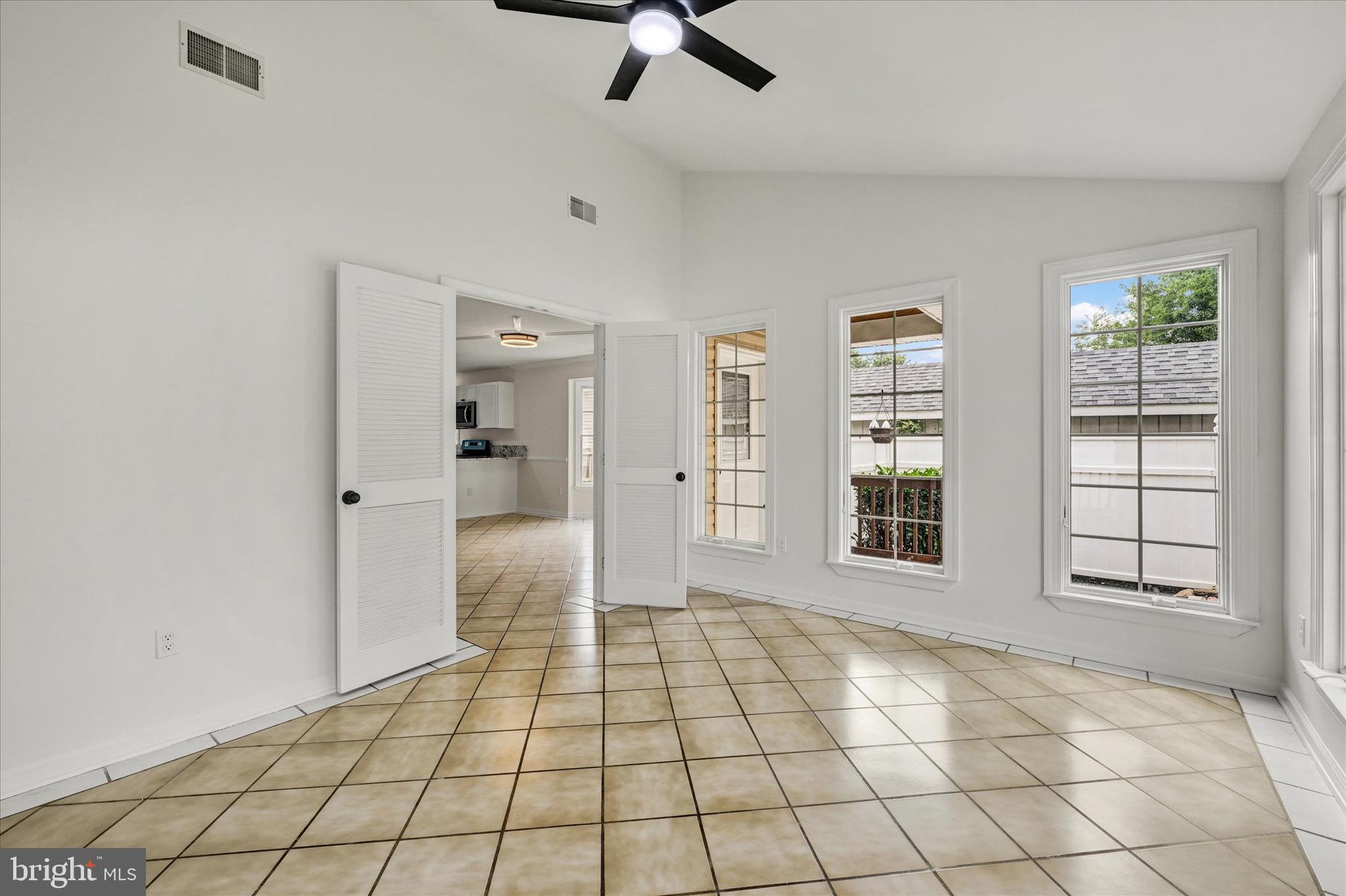 WINDSOR DALE - Residential
