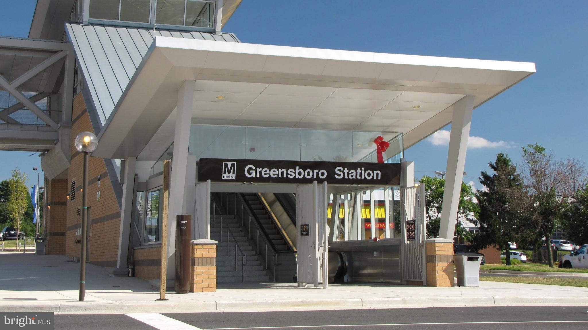 FOUNTAINS AT MCLEAN - Residential