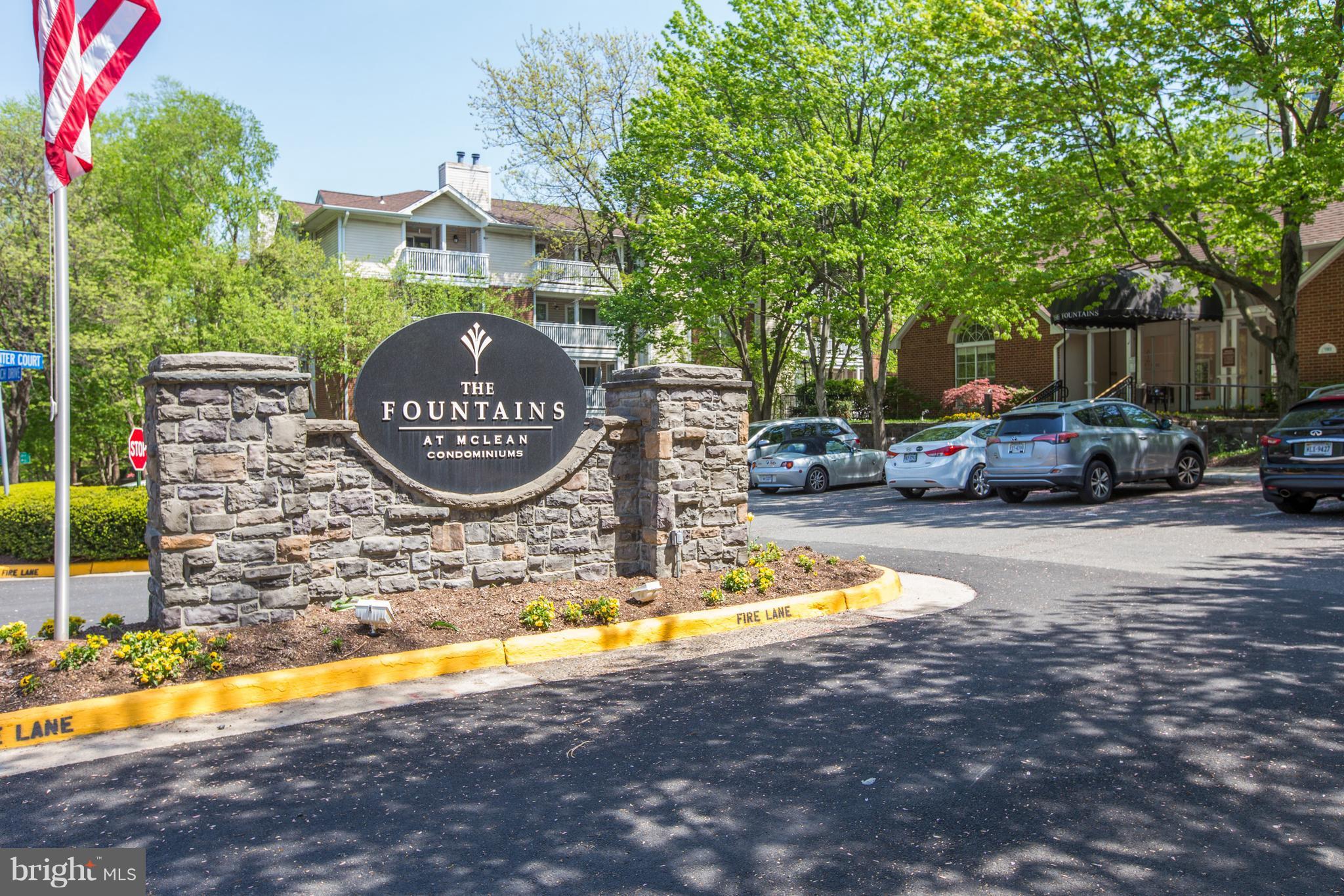 FOUNTAINS AT MCLEAN - Residential