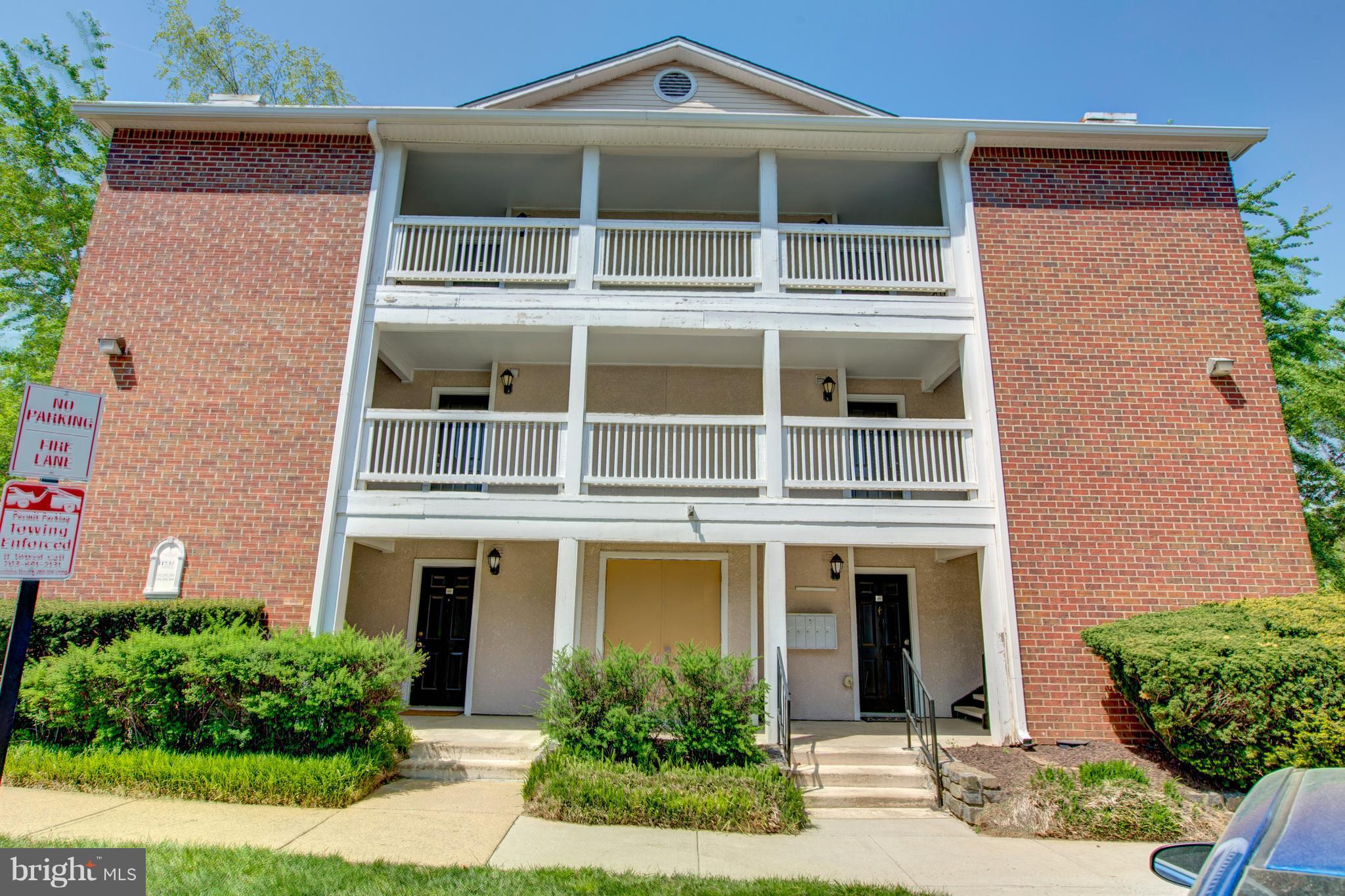FOUNTAINS AT MCLEAN - Residential