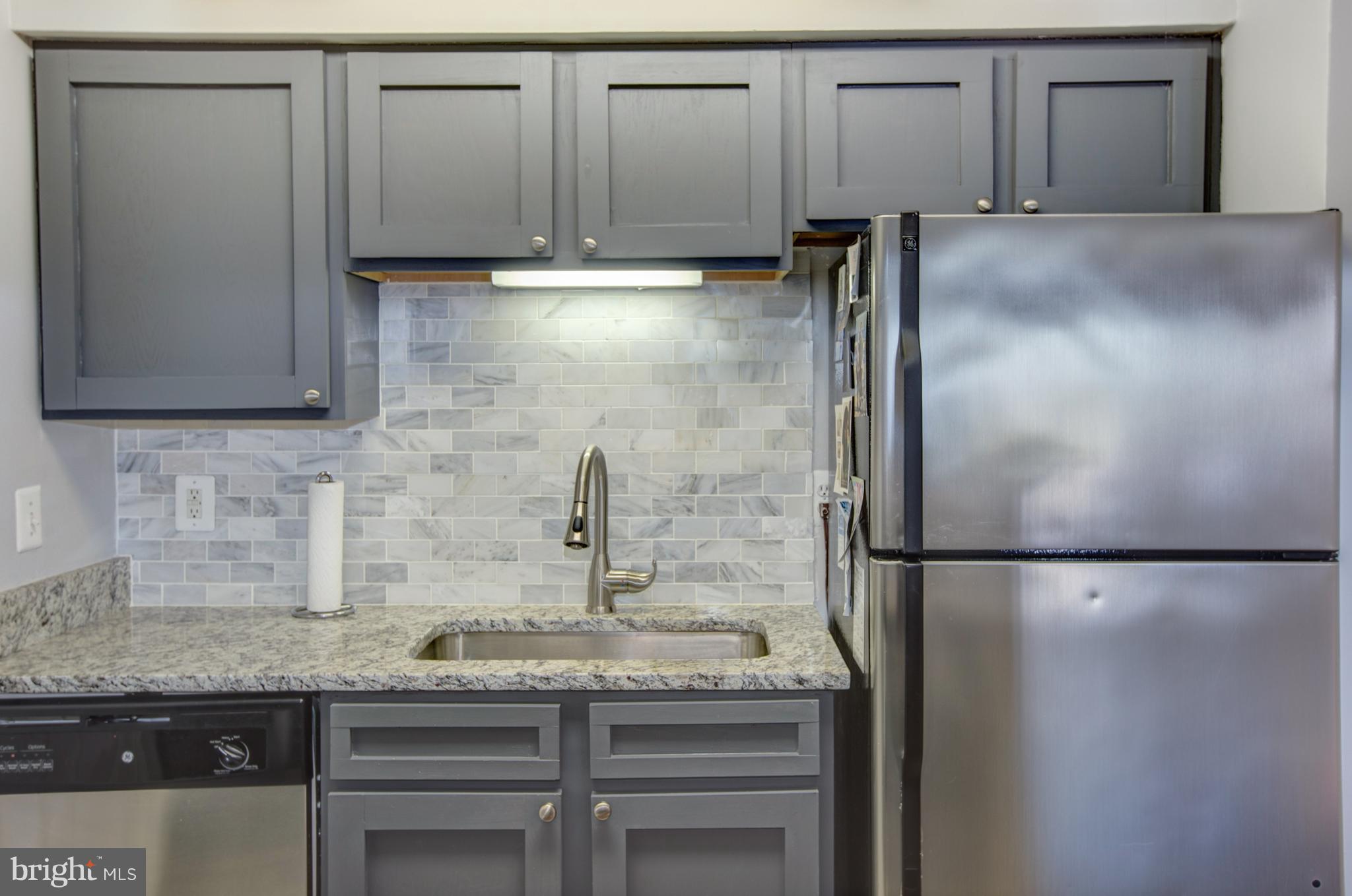 FOUNTAINS AT MCLEAN - Residential