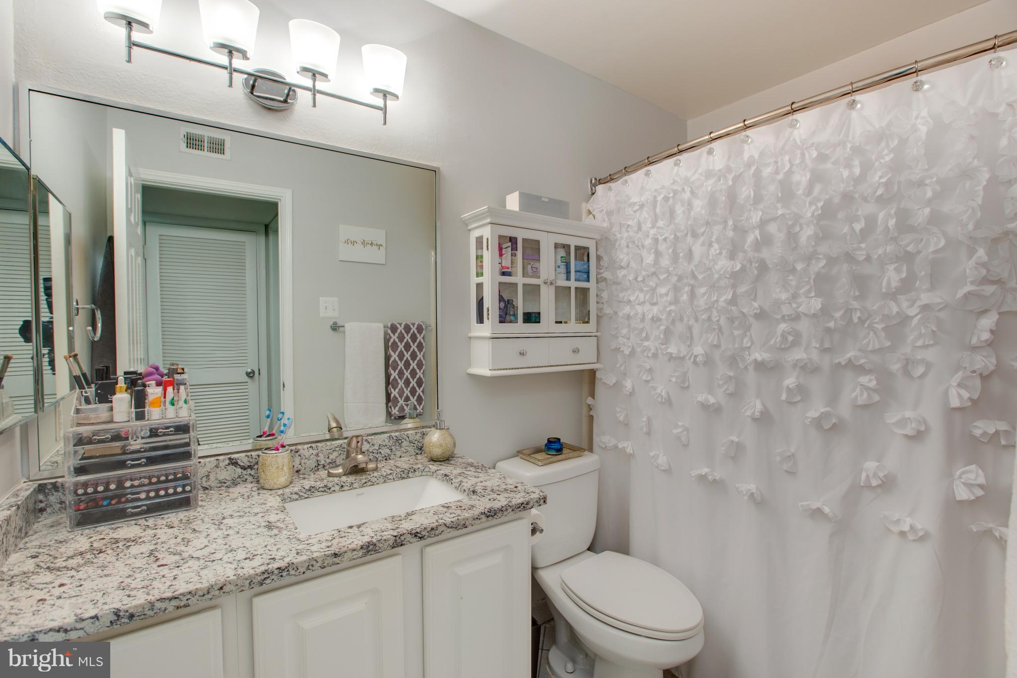 FOUNTAINS AT MCLEAN - Residential