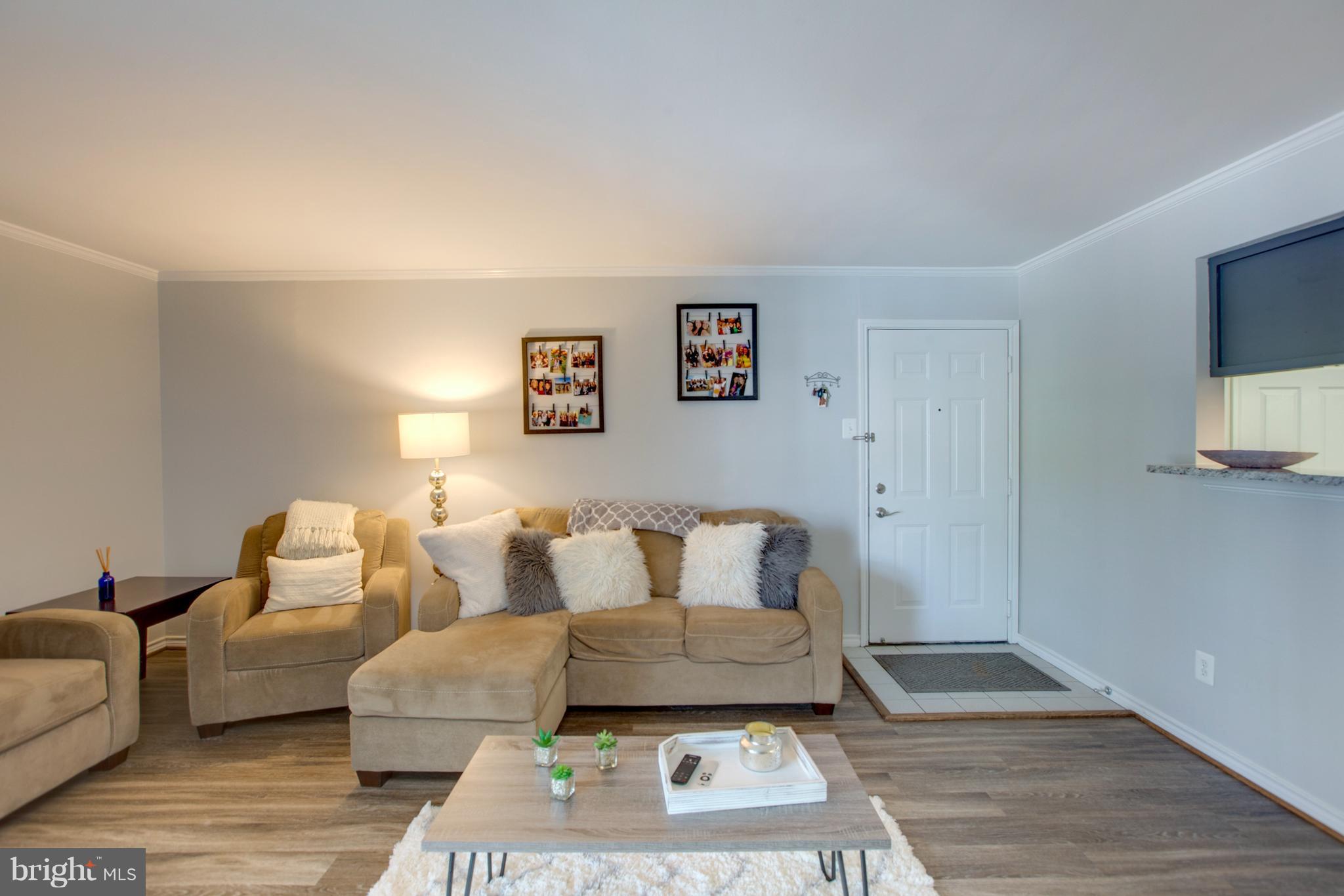 FOUNTAINS AT MCLEAN - Residential