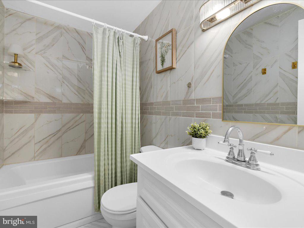 COHANSEY COURTS - Residential