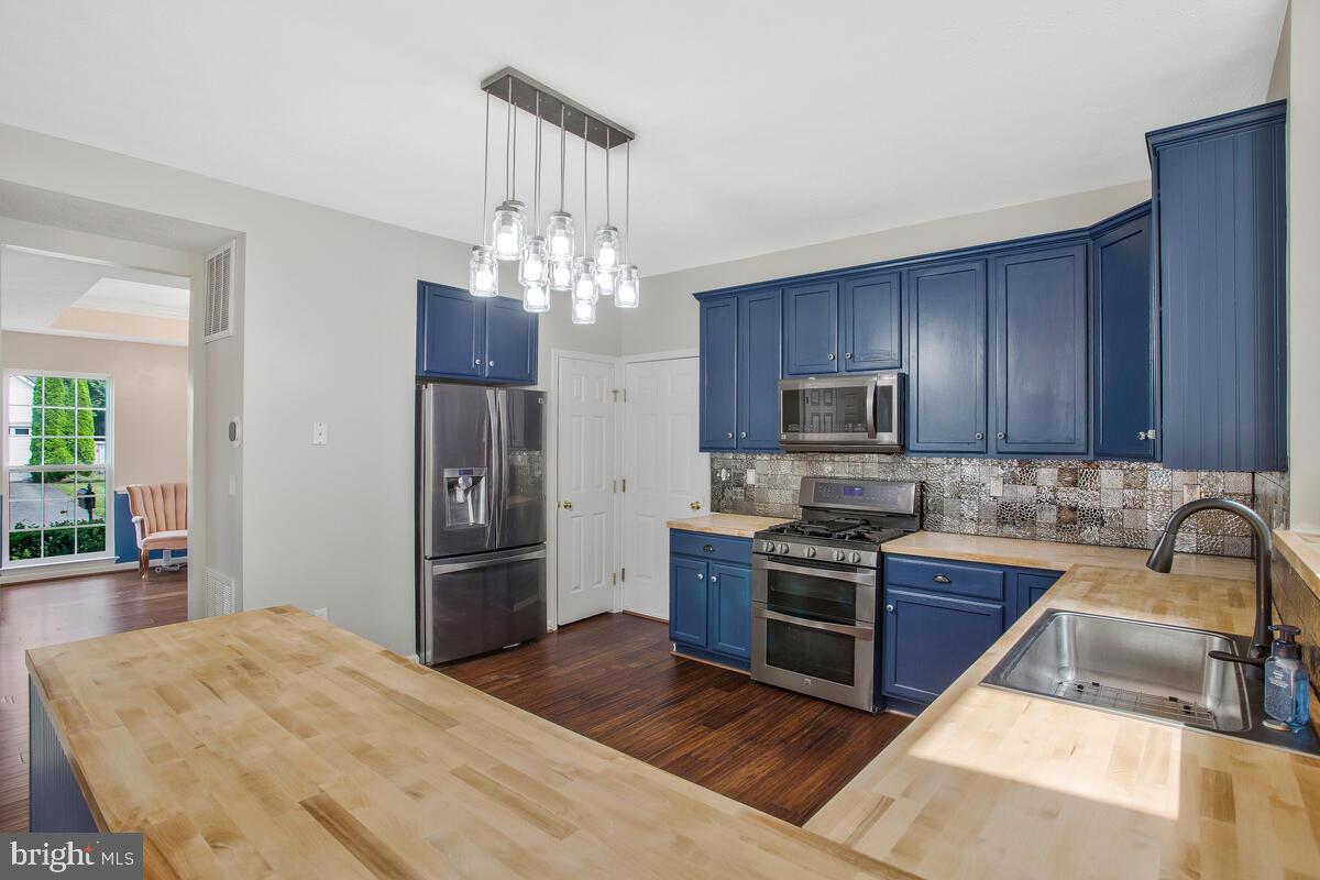 RICHFIELD STATION VILLAGE - Residential