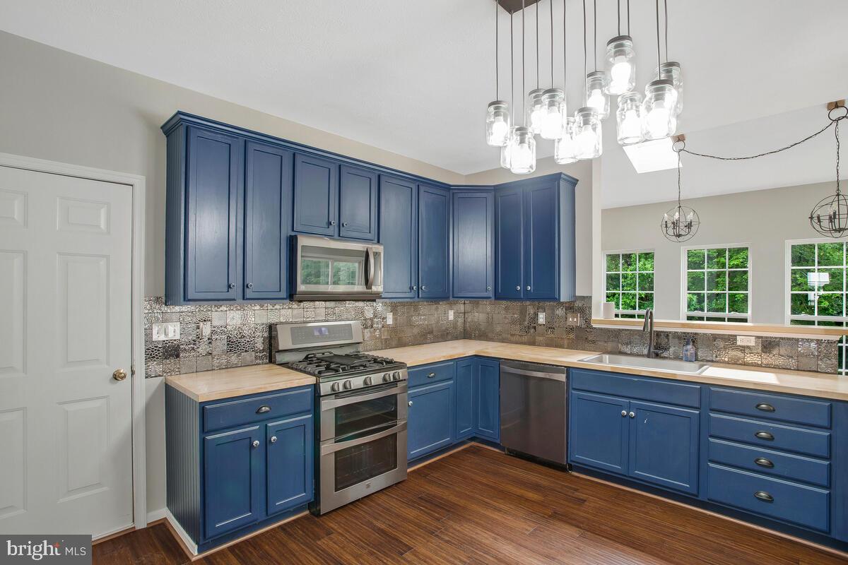 RICHFIELD STATION VILLAGE - Residential