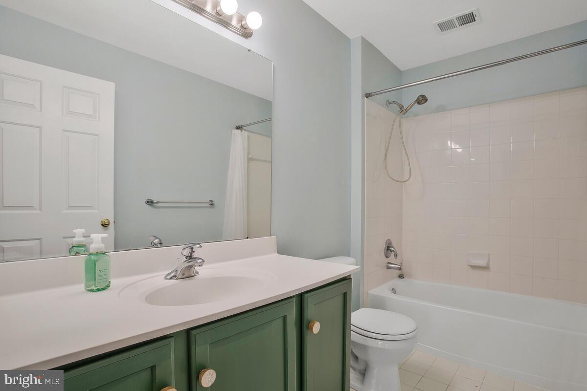 RICHFIELD STATION VILLAGE - Residential