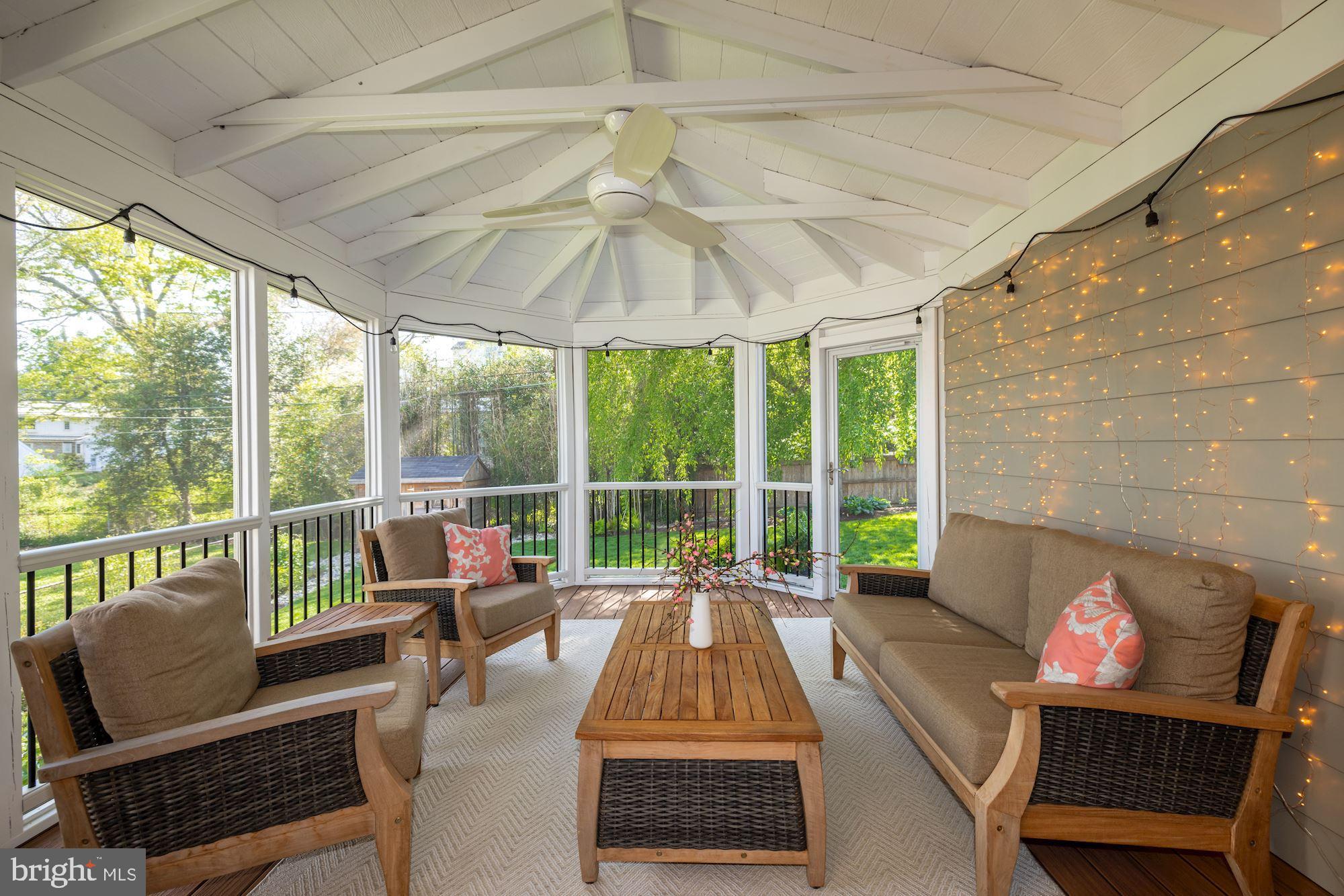 BERKSHIRE OAKWOOD - Residential