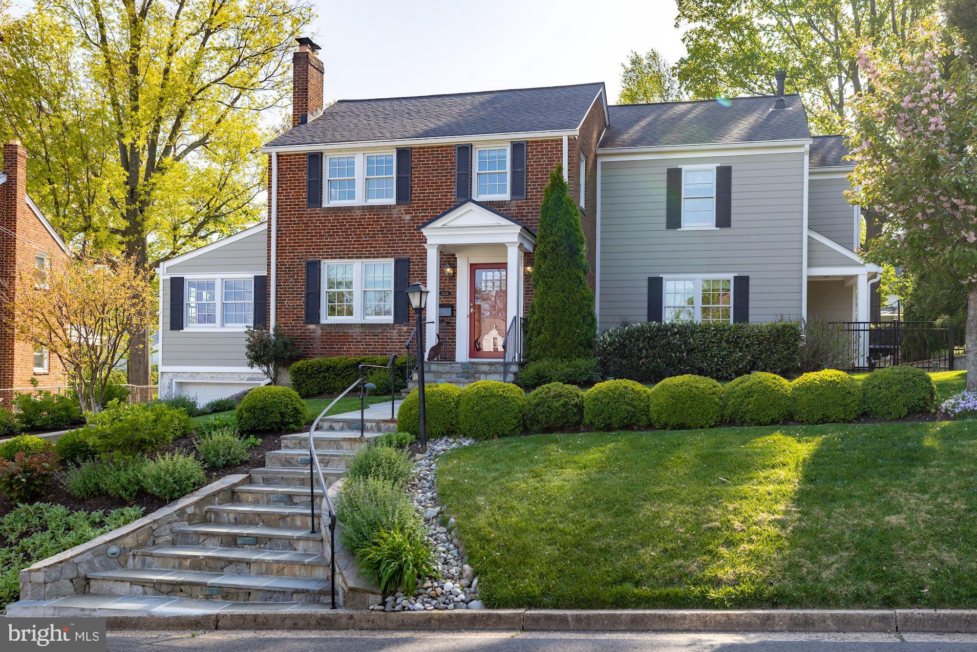 BERKSHIRE OAKWOOD - Residential