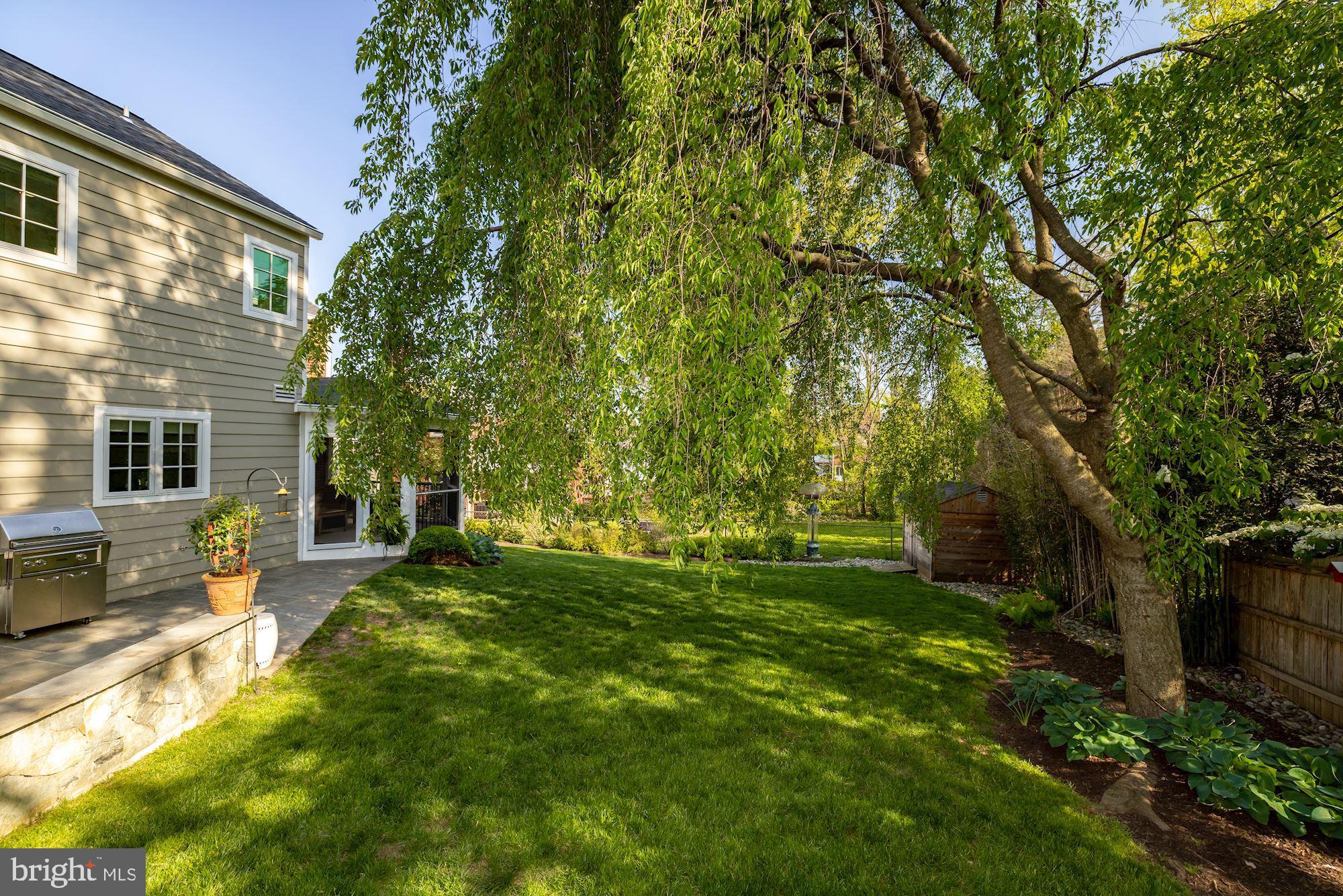 BERKSHIRE OAKWOOD - Residential