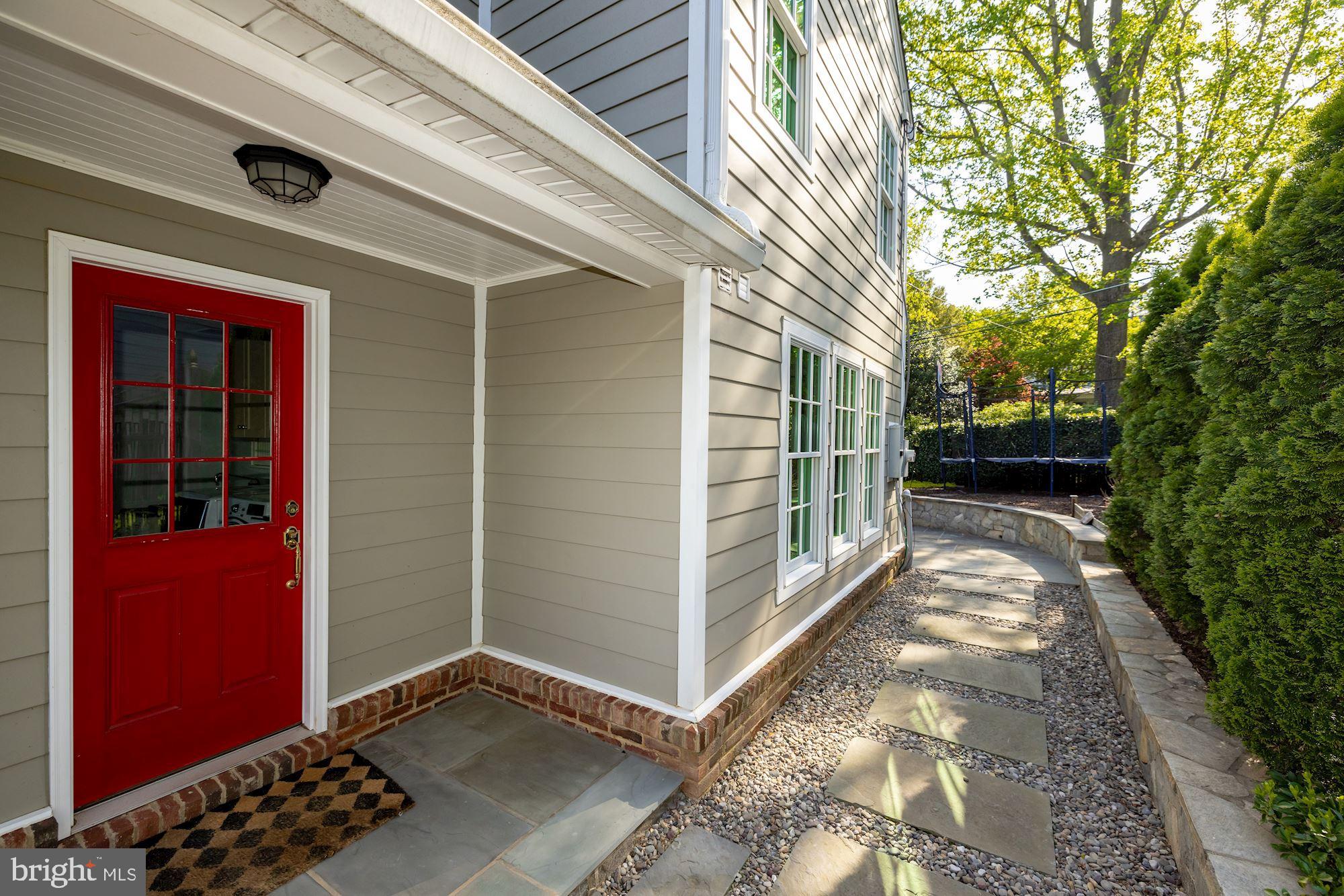 BERKSHIRE OAKWOOD - Residential