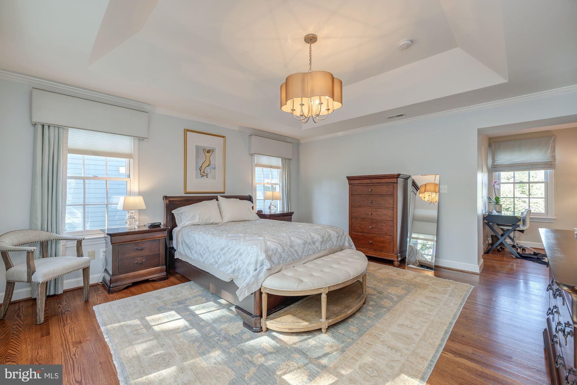 BERKSHIRE OAKWOOD - Residential