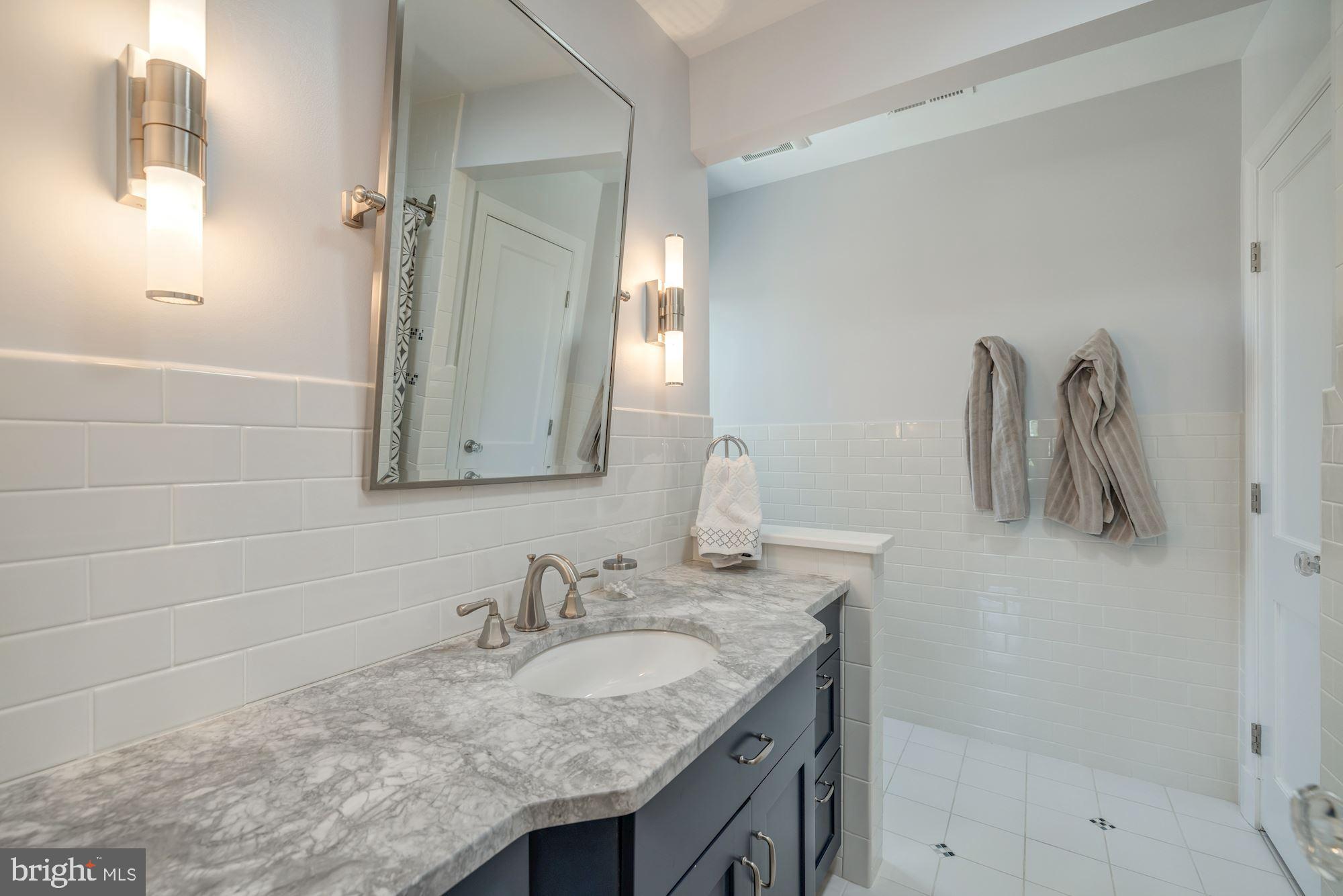 BERKSHIRE OAKWOOD - Residential