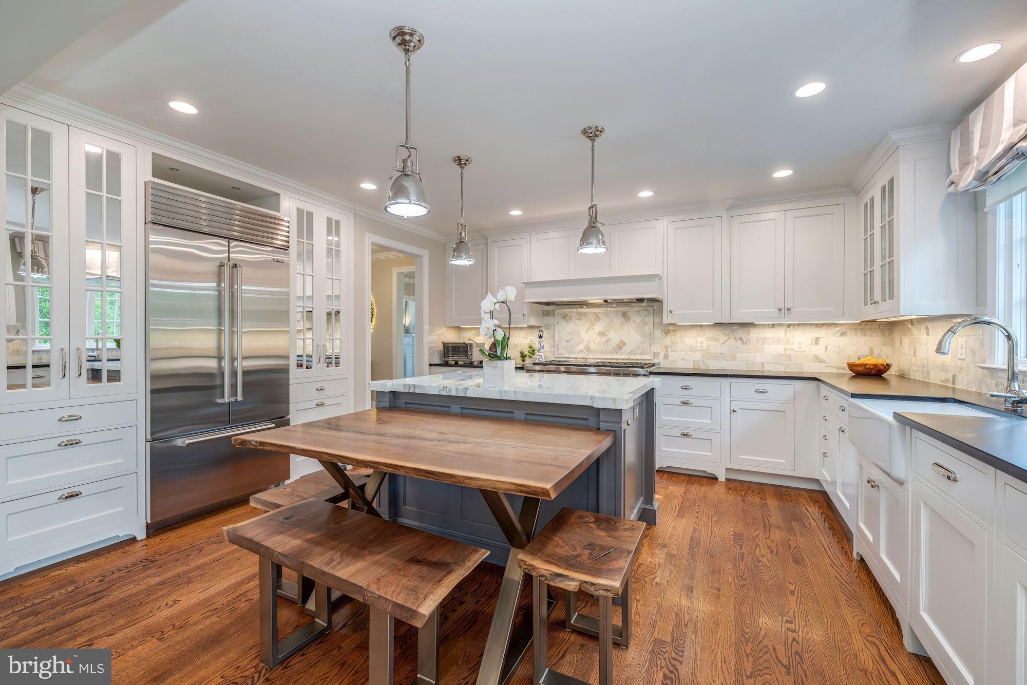 BERKSHIRE OAKWOOD - Residential