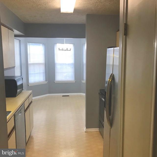 CHESTERFIELD GARDEN CONDOMINIUM - Residential Lease