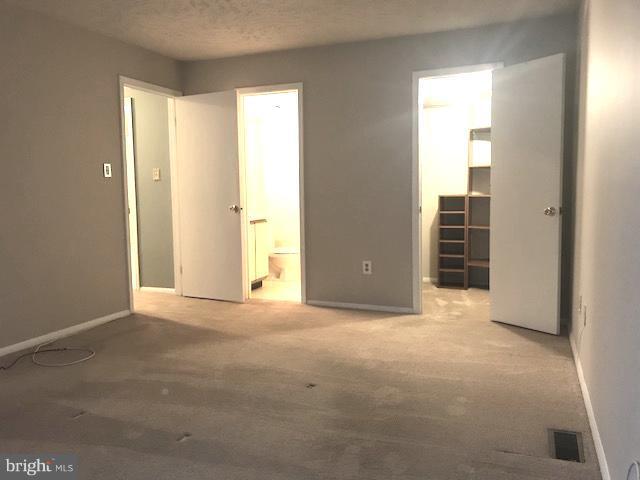 CHESTERFIELD GARDEN CONDOMINIUM - Residential Lease