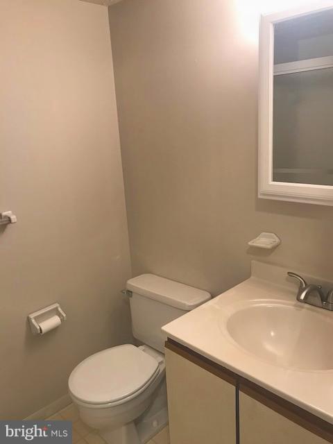 CHESTERFIELD GARDEN CONDOMINIUM - Residential Lease