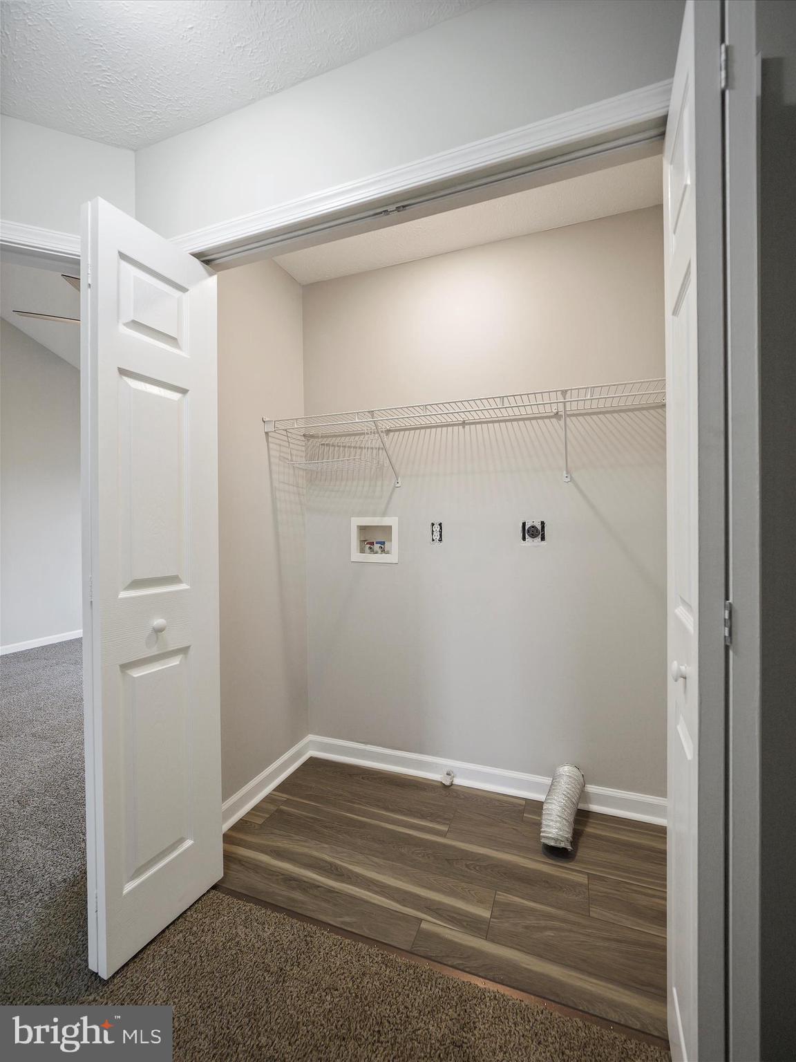 CLUBHOUSE MANOR - Residential