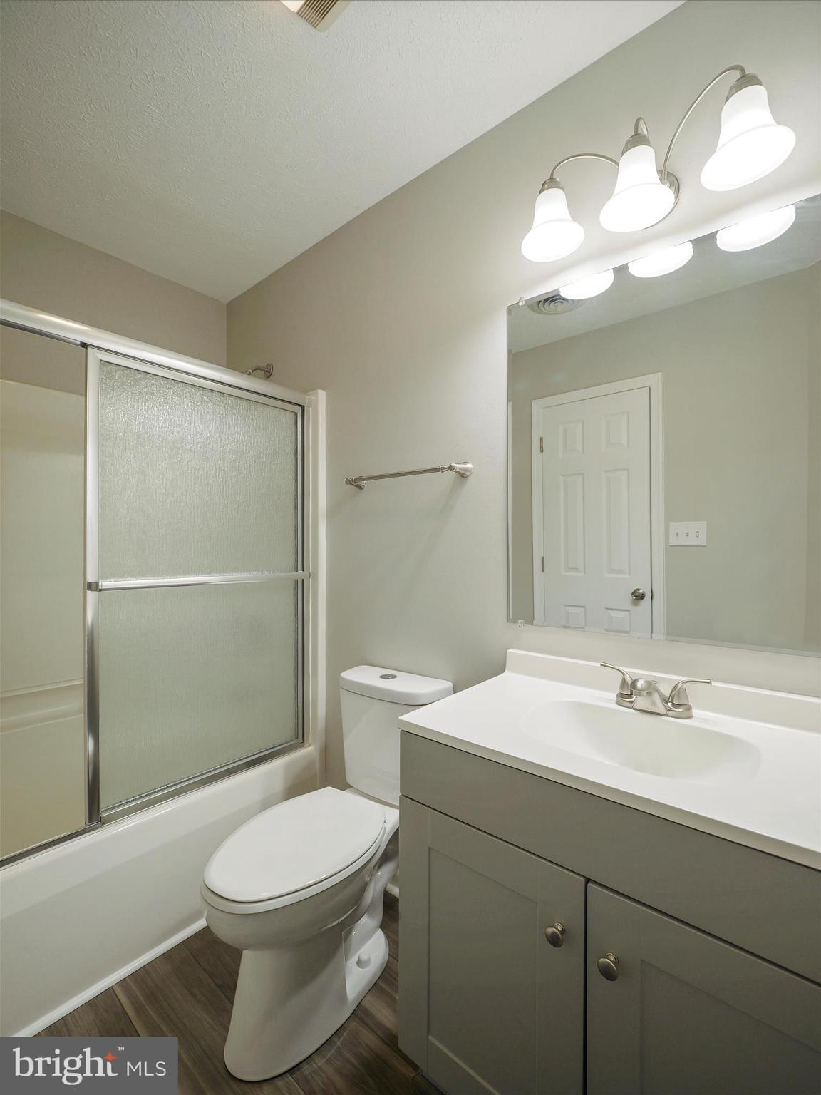 CLUBHOUSE MANOR - Residential