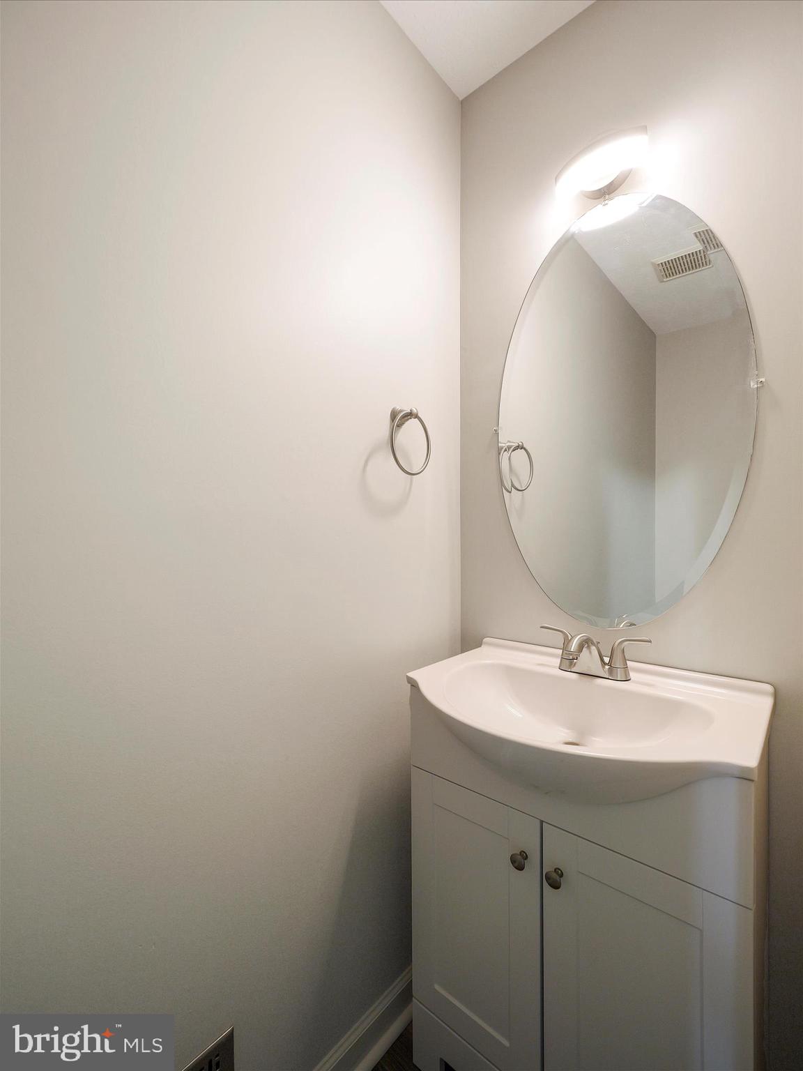 CLUBHOUSE MANOR - Residential