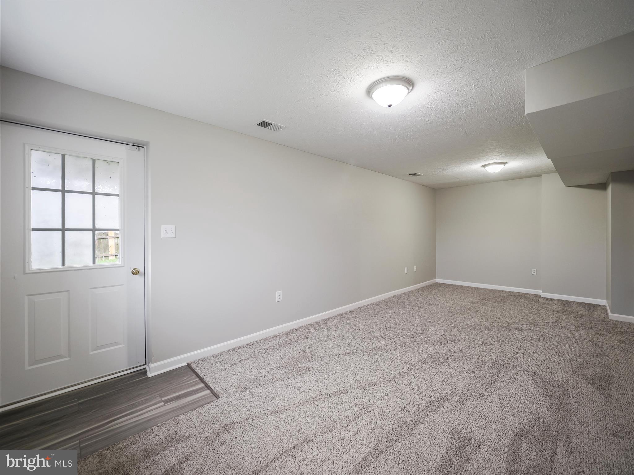 CLUBHOUSE MANOR - Residential