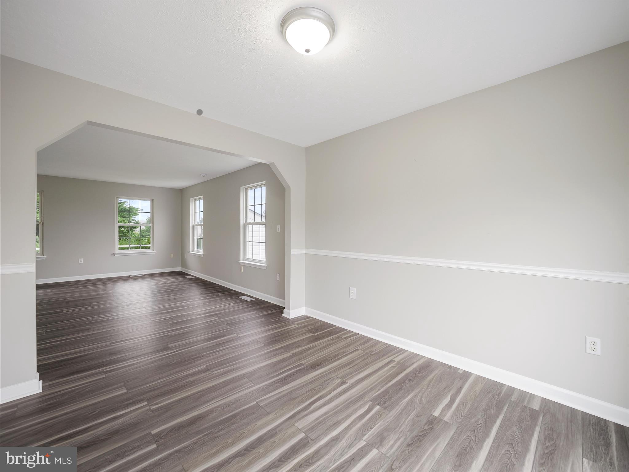 CLUBHOUSE MANOR - Residential