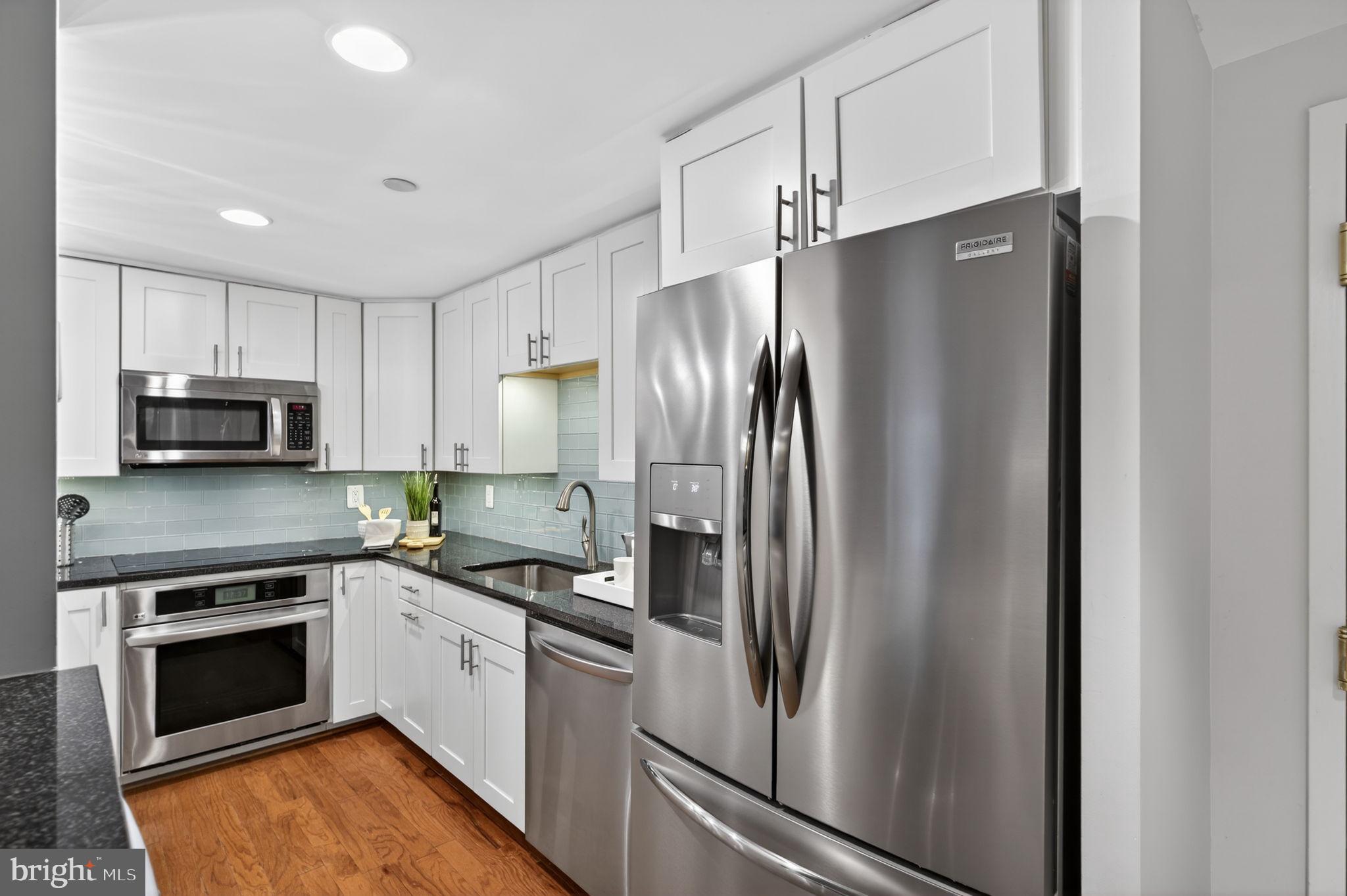 THE ATRIUM - Residential