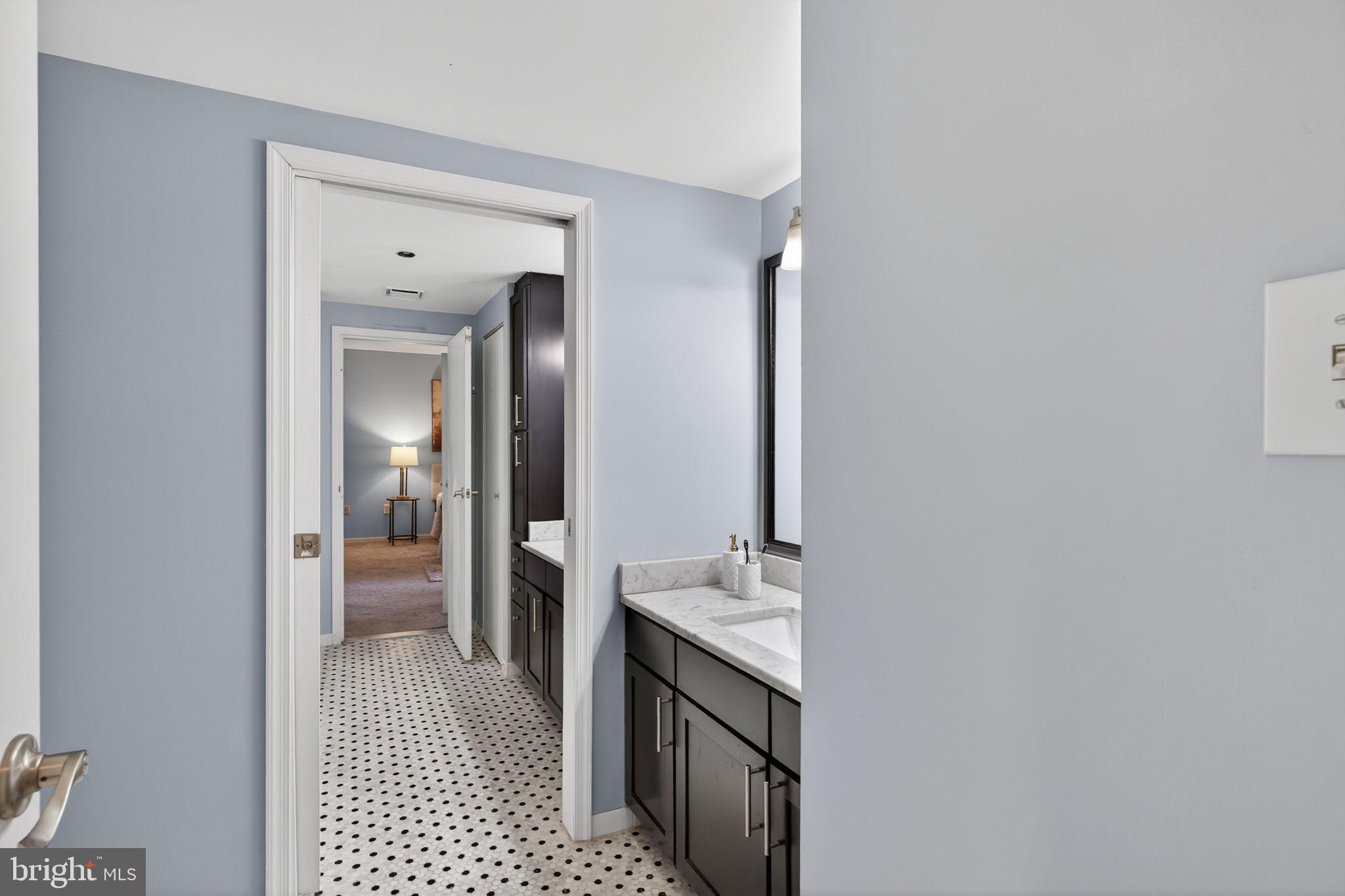 THE ATRIUM - Residential