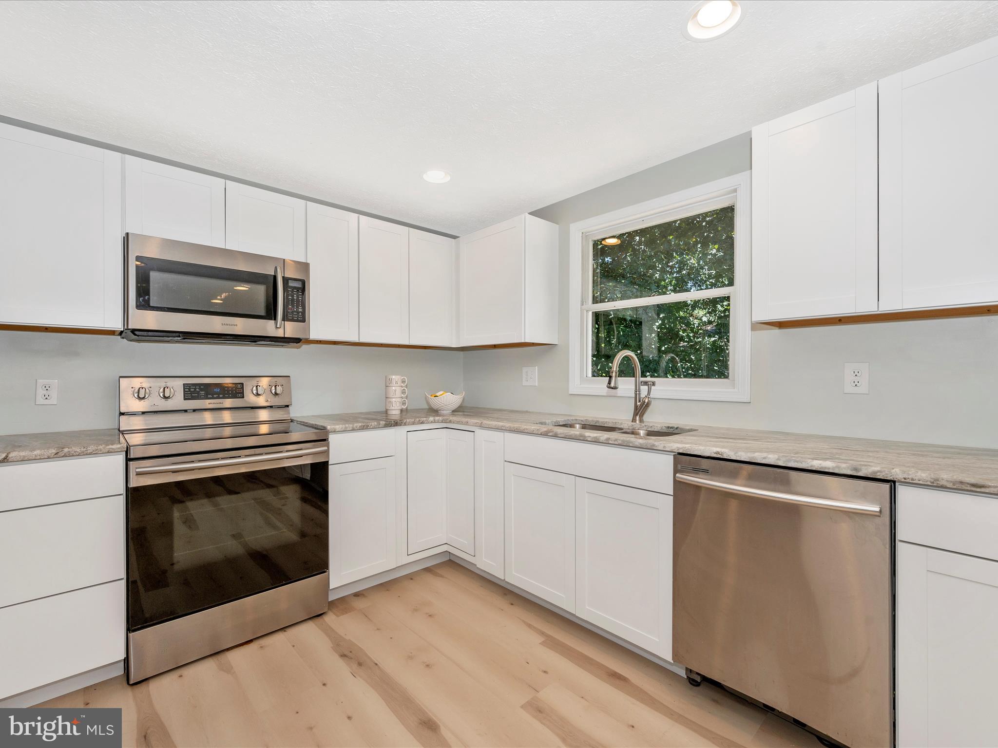 GERMANTOWN ESTATES - Residential