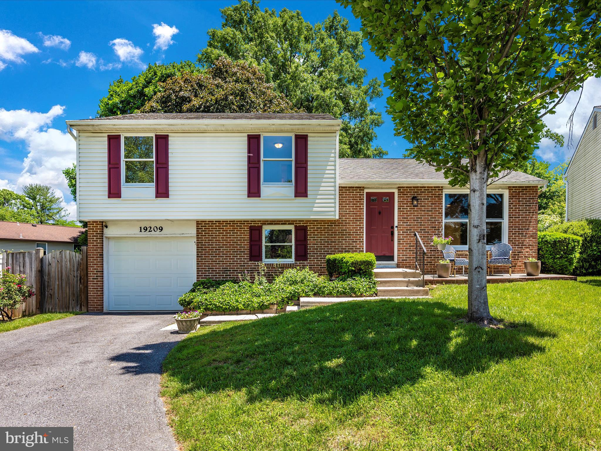 GERMANTOWN ESTATES - Residential