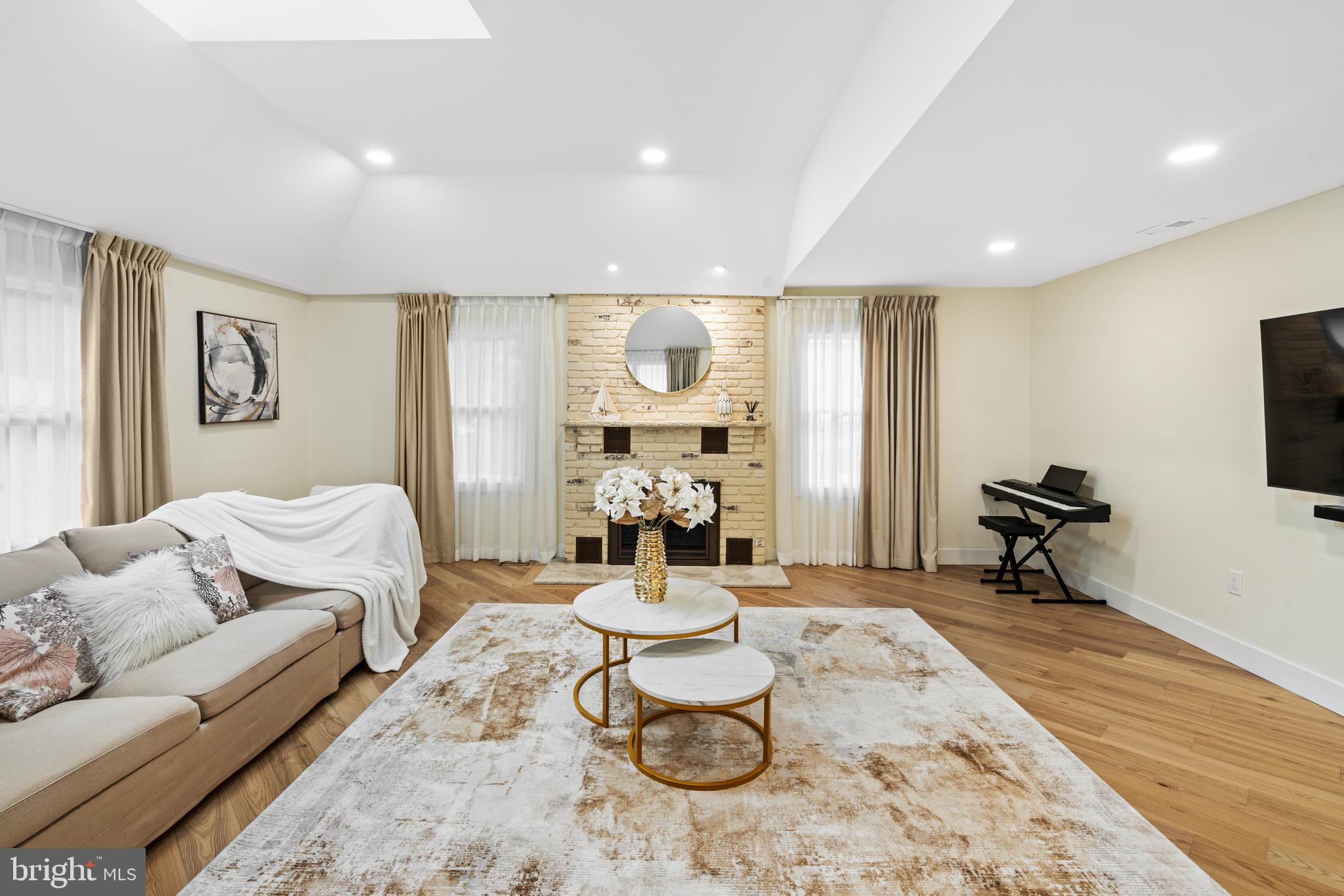 CENTENNIAL ACRES - Residential